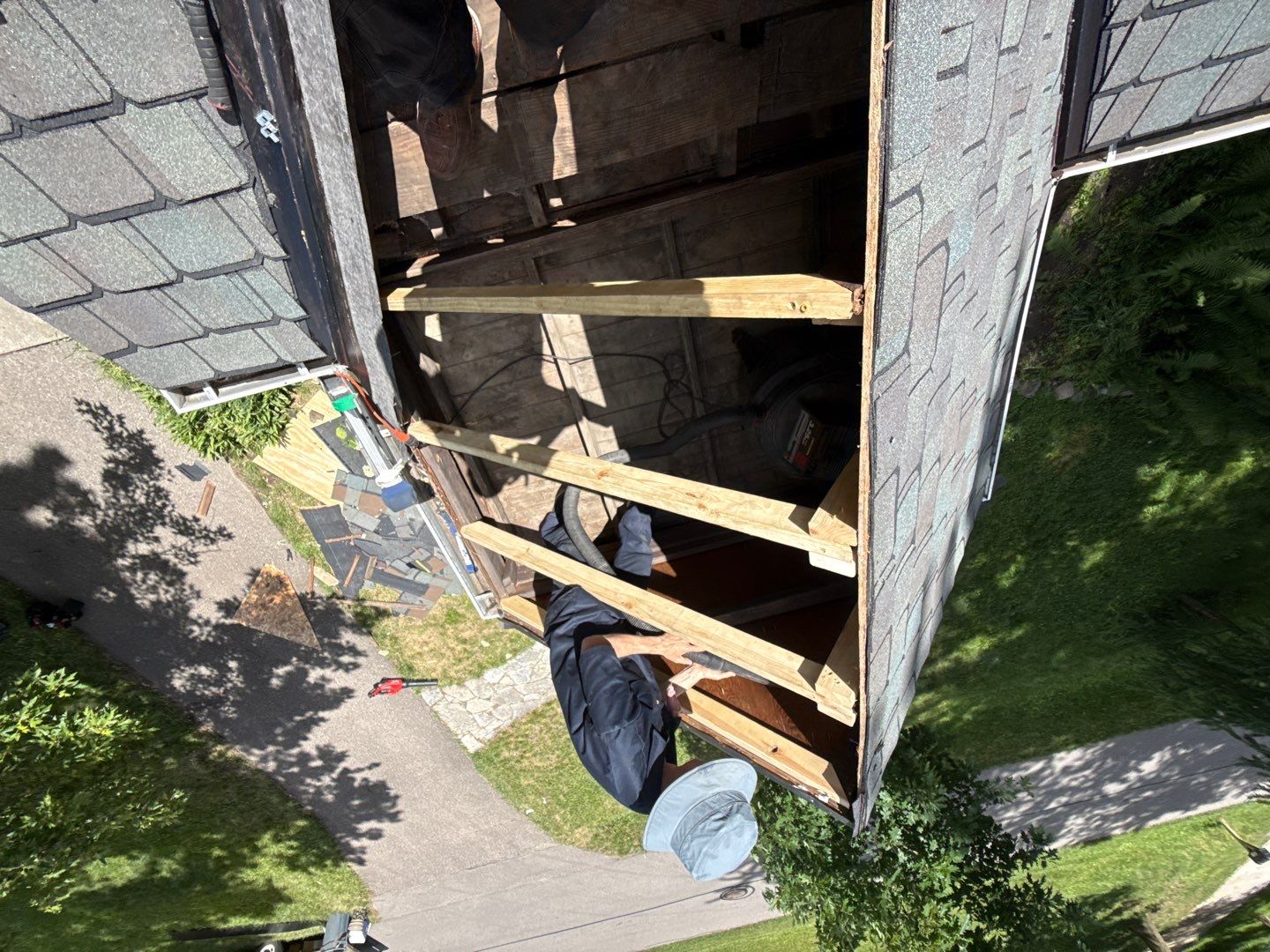 Roof Replacement using CertainTeed Landmark by 180 Contractors