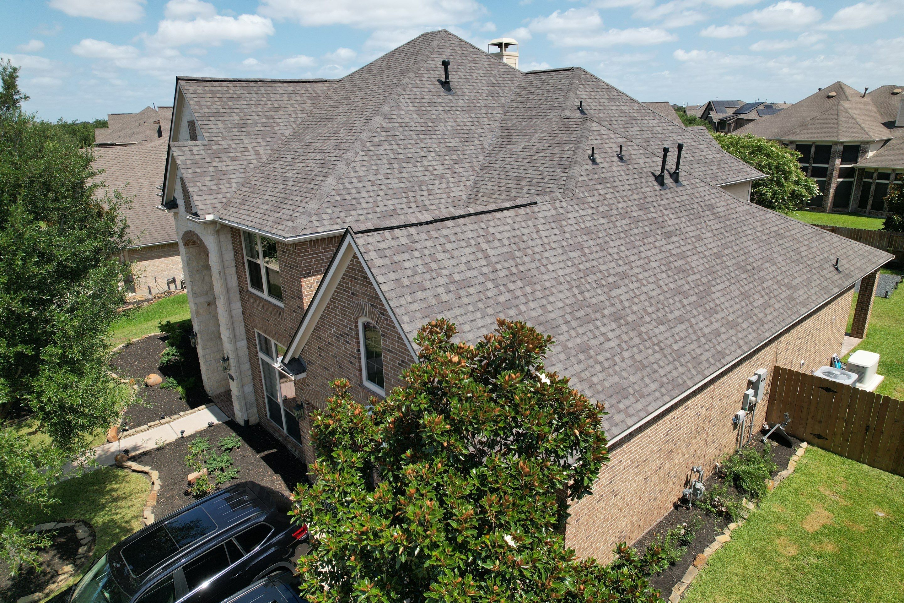 Residential Roofing Installation using CertainTeed Landmark by Vlex Roofing