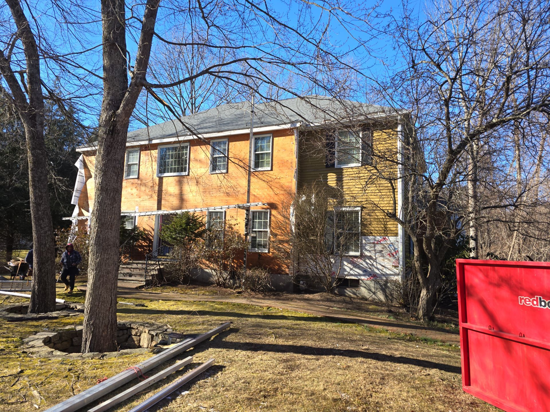 Siding and roof replacement in Framingham, Ma by UBrothers Construction