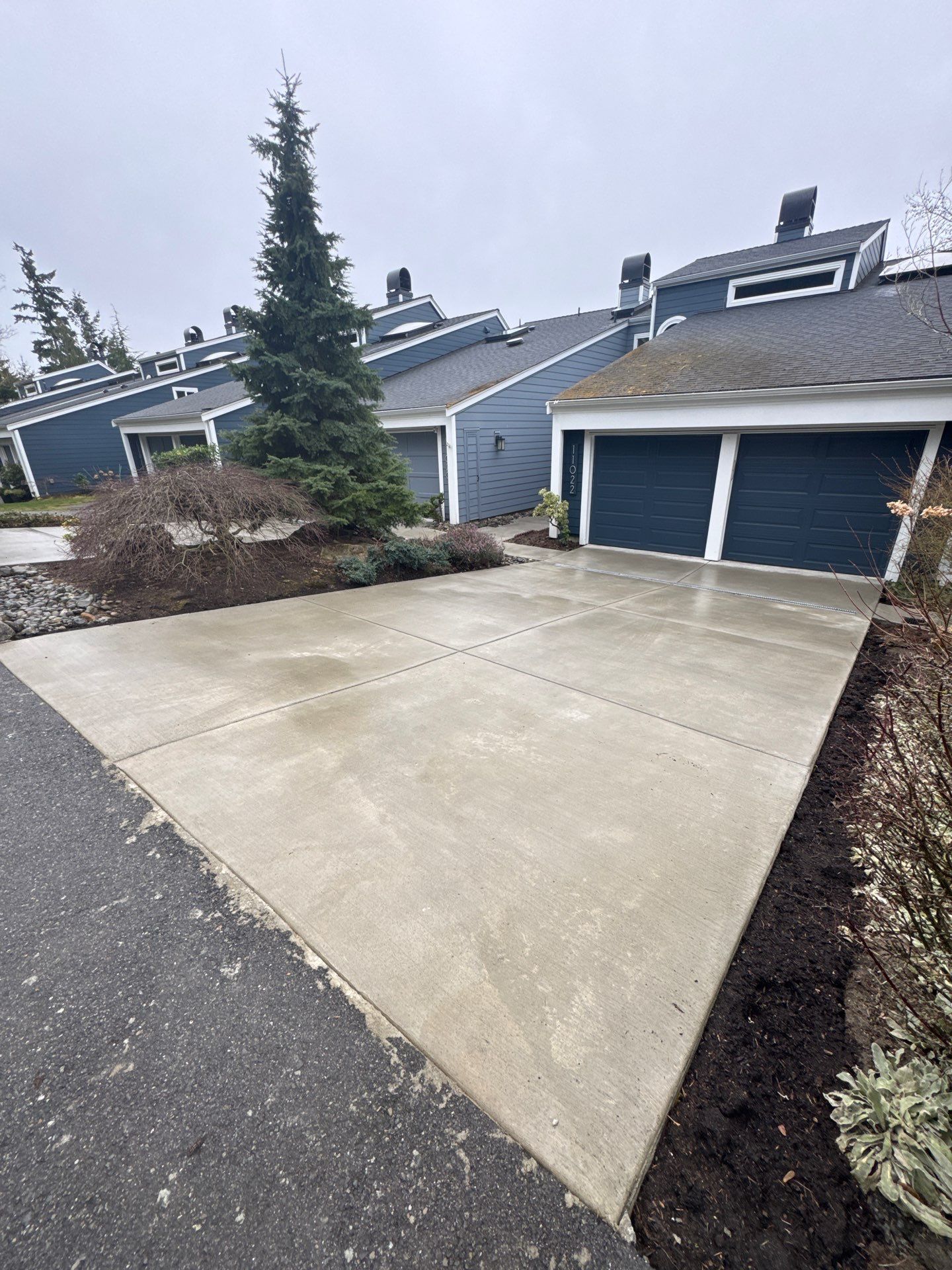 Concrete Driveway Repair | Kirkland  by Jireh Asphalt & Concrete Inc 