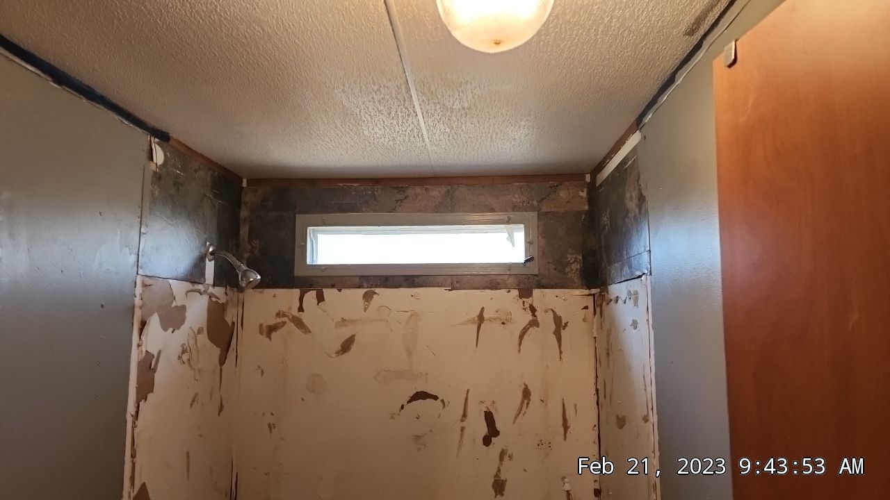 New Tub and Walls by BathPlanet SW Virginia