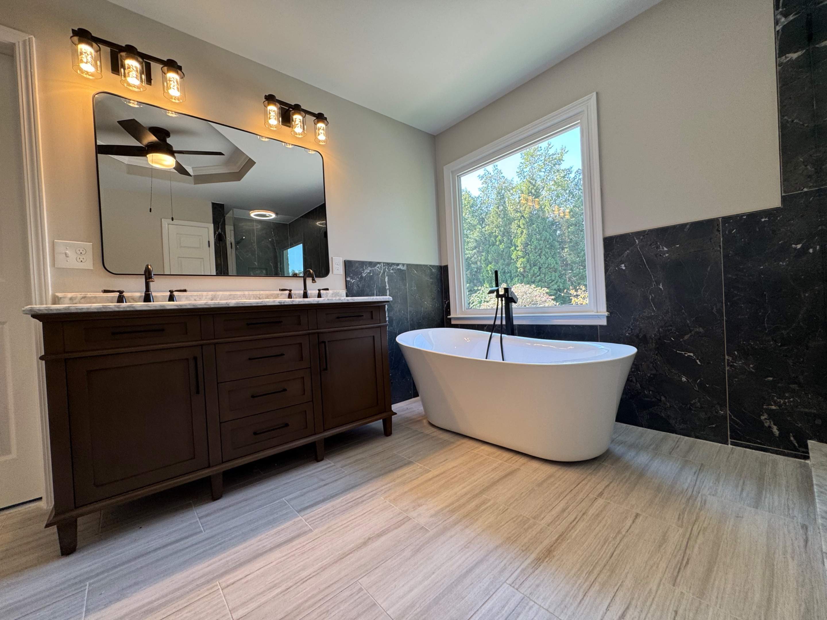 Master bathroom renovation by Prudencio
