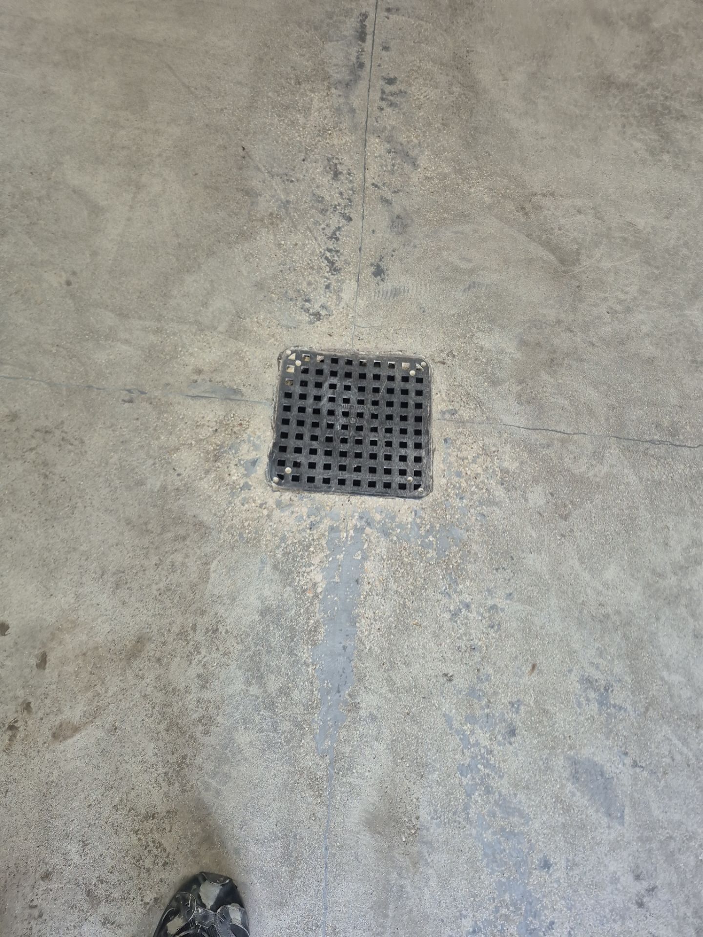 Freeland Garage by Wise Coatings of Central Michigan
