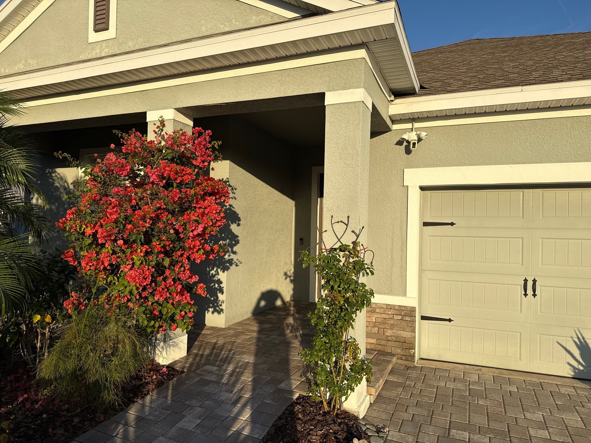 One-Story House Wash & Driveway Cleaning in Trevesta – Palmetto, FL by Sunshine AquaWash