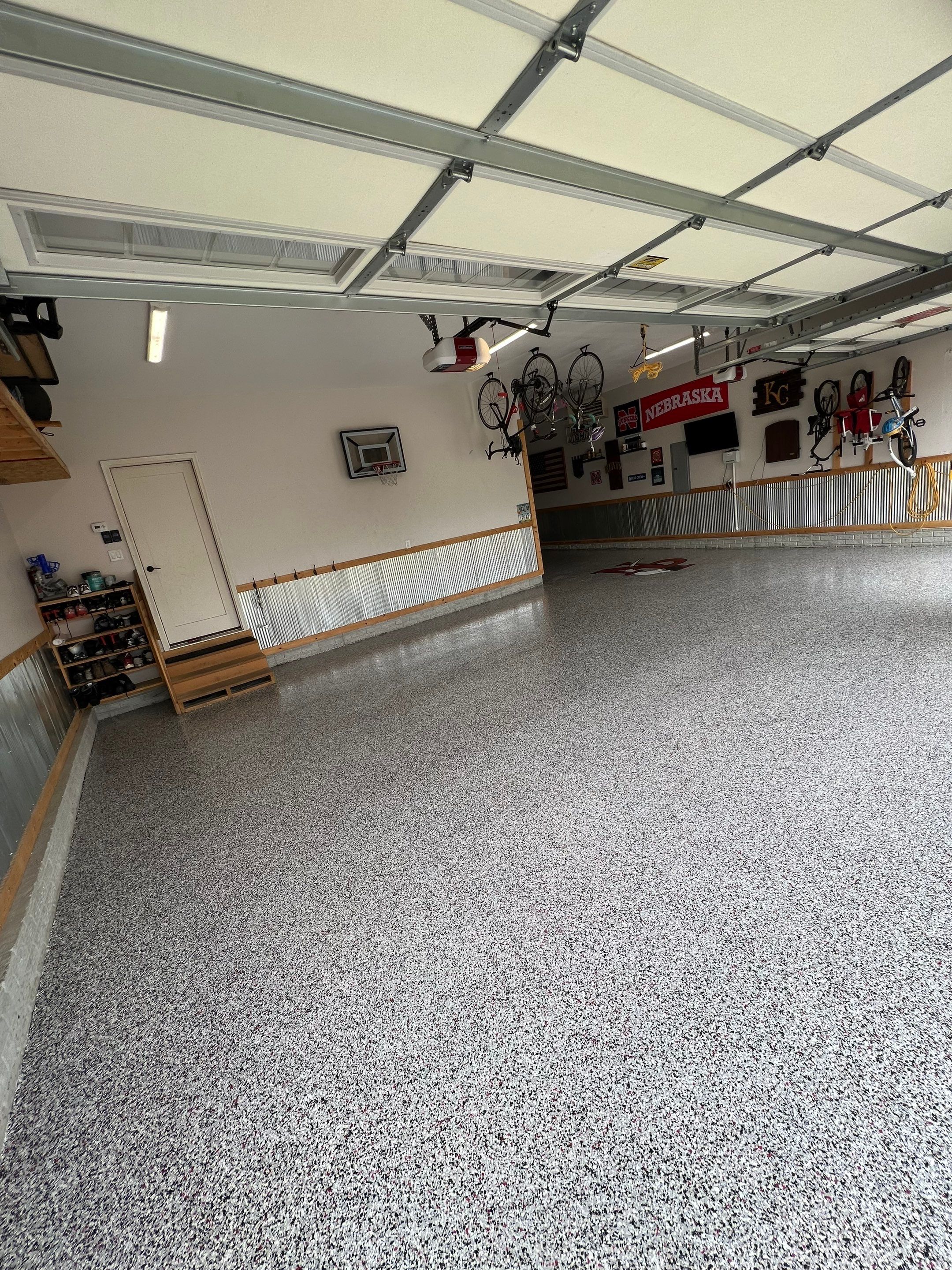 Floor epoxy coating and floor engraving by Cutting edge painting 