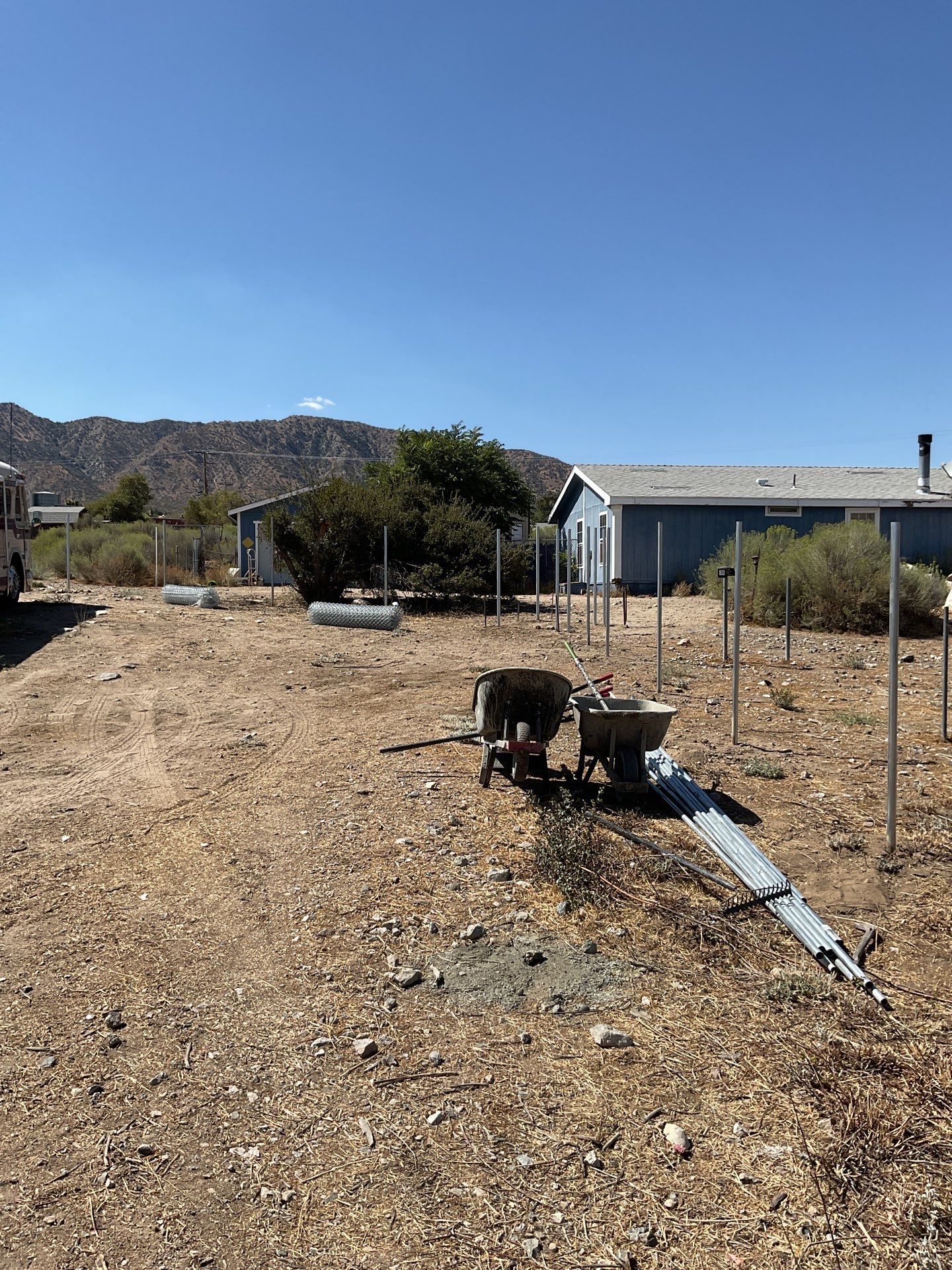 Fence Installation using chain -link by Fence Guys Inc.
