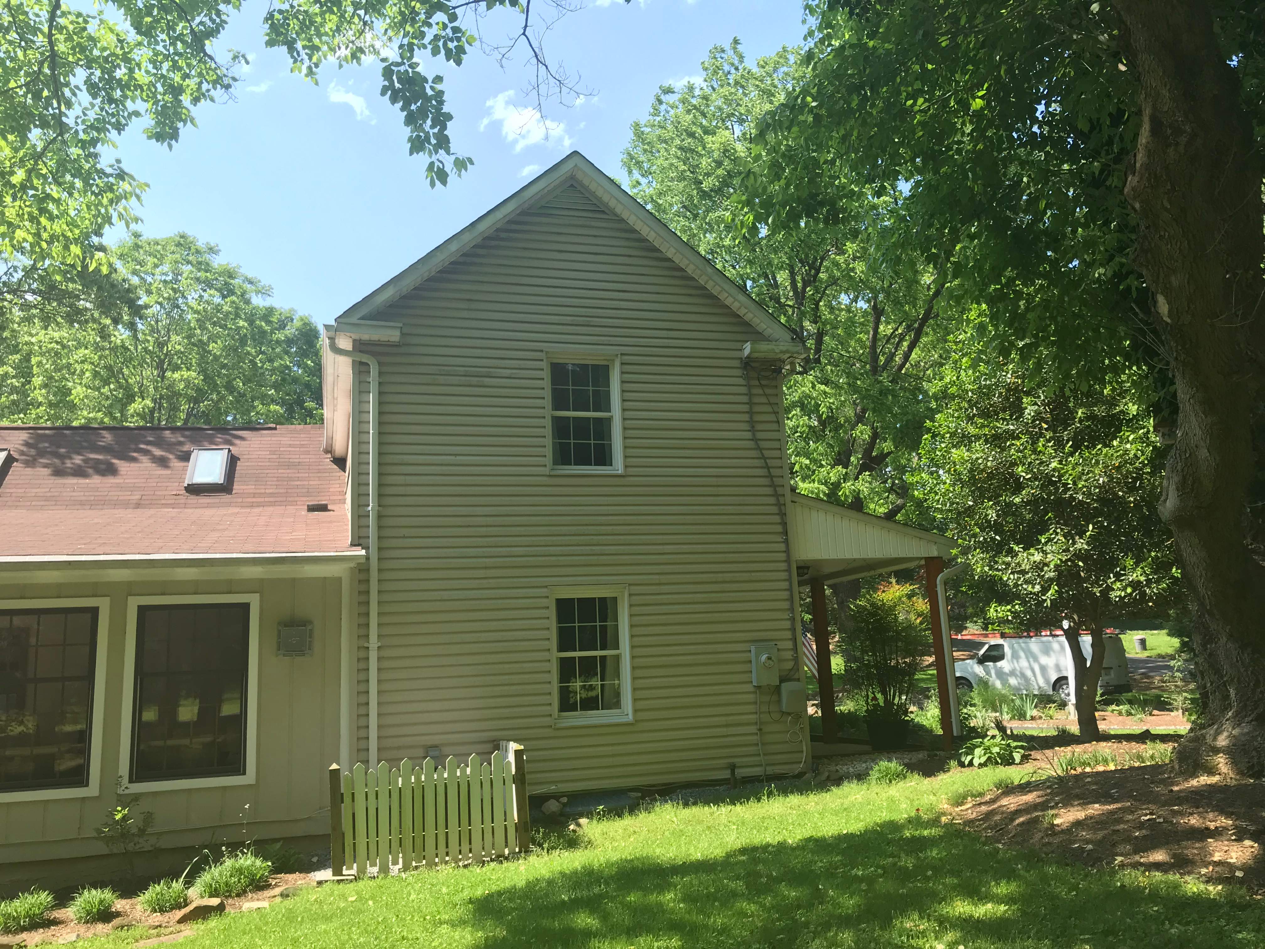 Residential Roofing Installation using Resawn Shake Shingles by Alpha Design Services