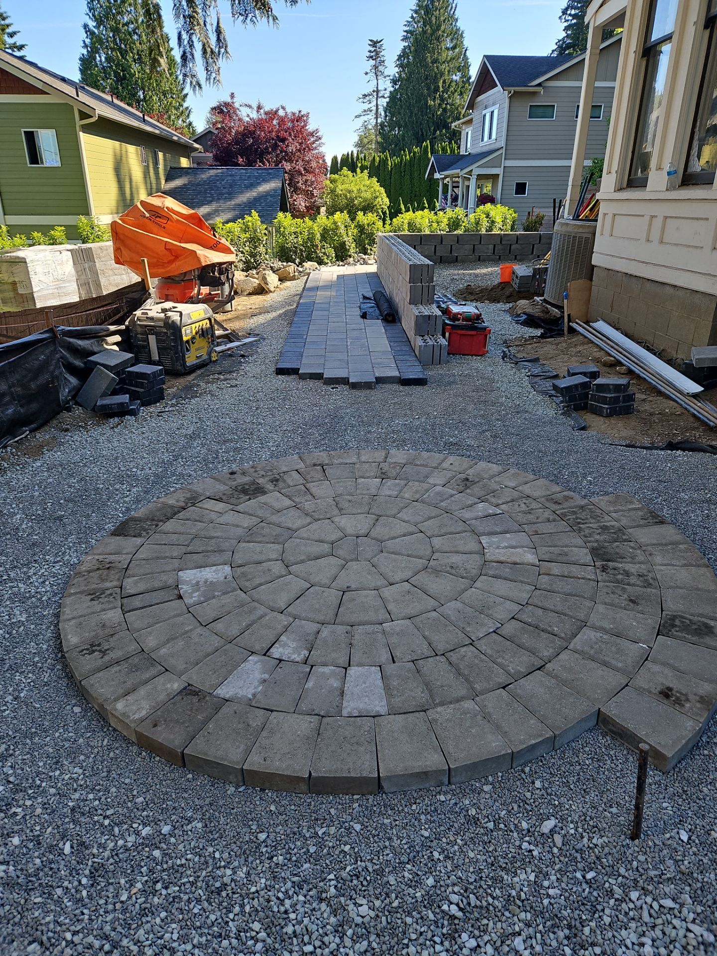 Maple Ave Renovation by Pacific Pine Landscape