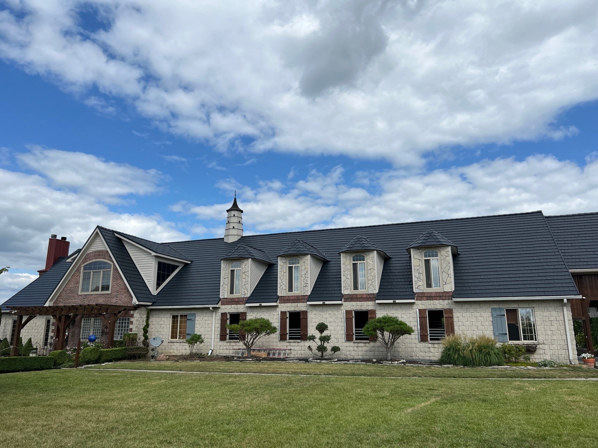 Burnished Slate Metal Shake Roof Installation – Bowling Green, OH by 4Ever Metal Roofing