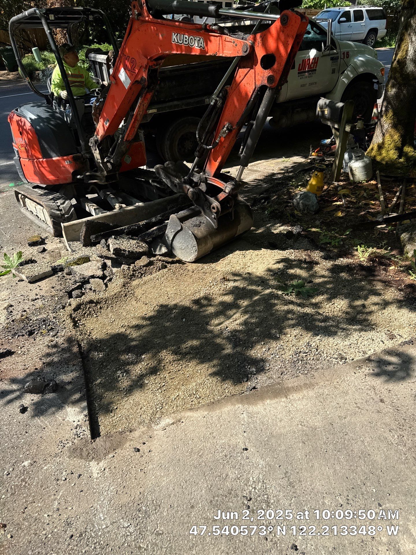 Driveway Asphalt Patch Repairs | Mercer Island  by Jireh Asphalt & Concrete Inc 