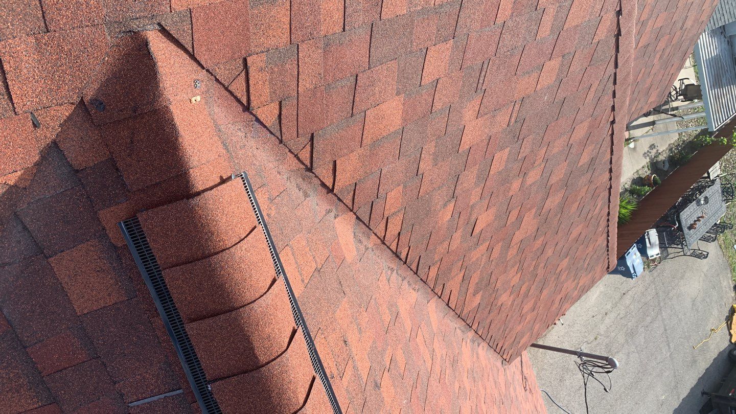 Sinton ShowStopper by Bayfront Roofing and Construction