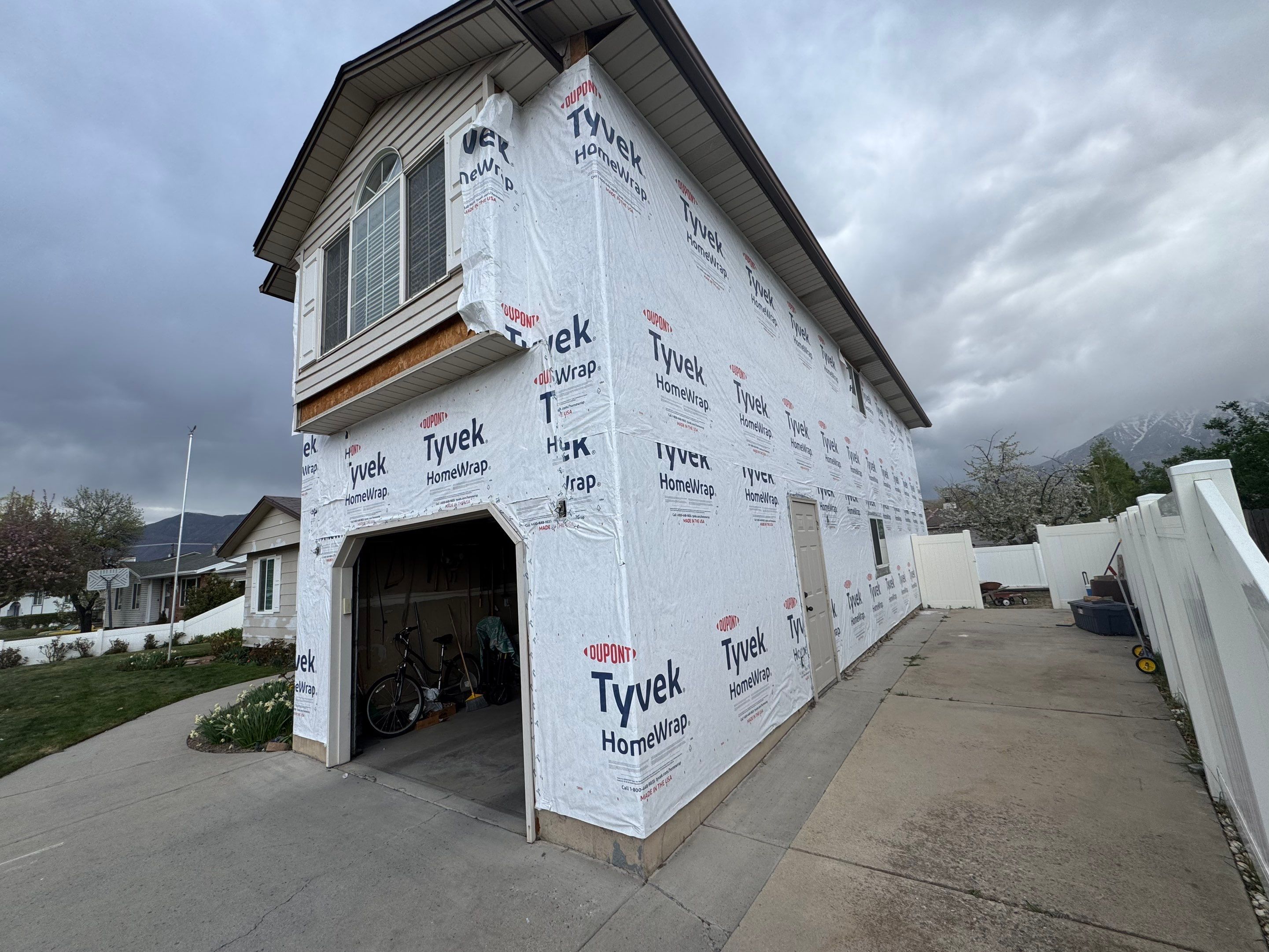 Orem | Complete Aluminum-to-Vinyl Facelift | Solid Wicker by Ideal Siding Utah