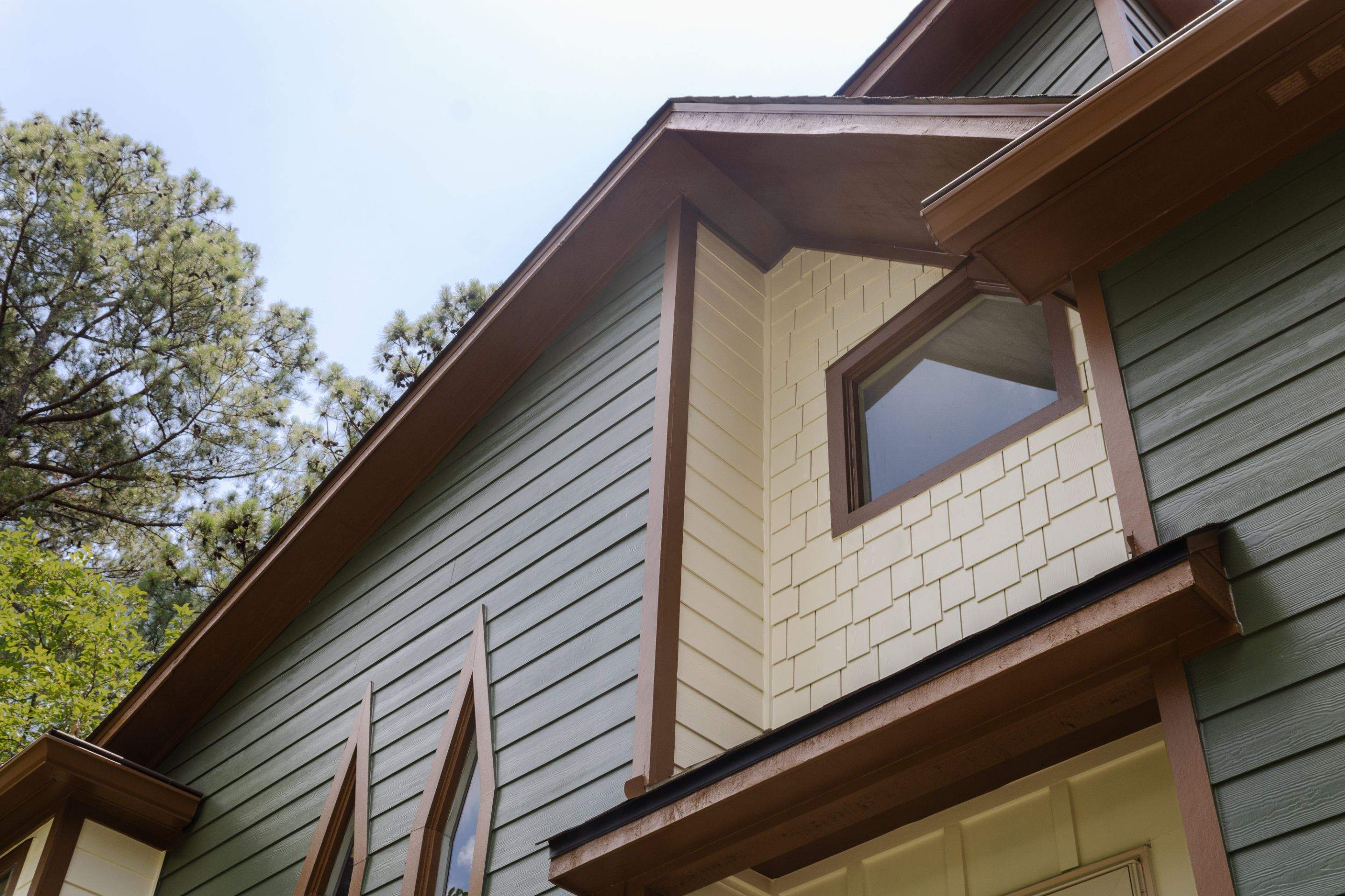 Snellville,GA Siding Replacement and Multi-Colored Exterior Painting by Nelson Exteriors