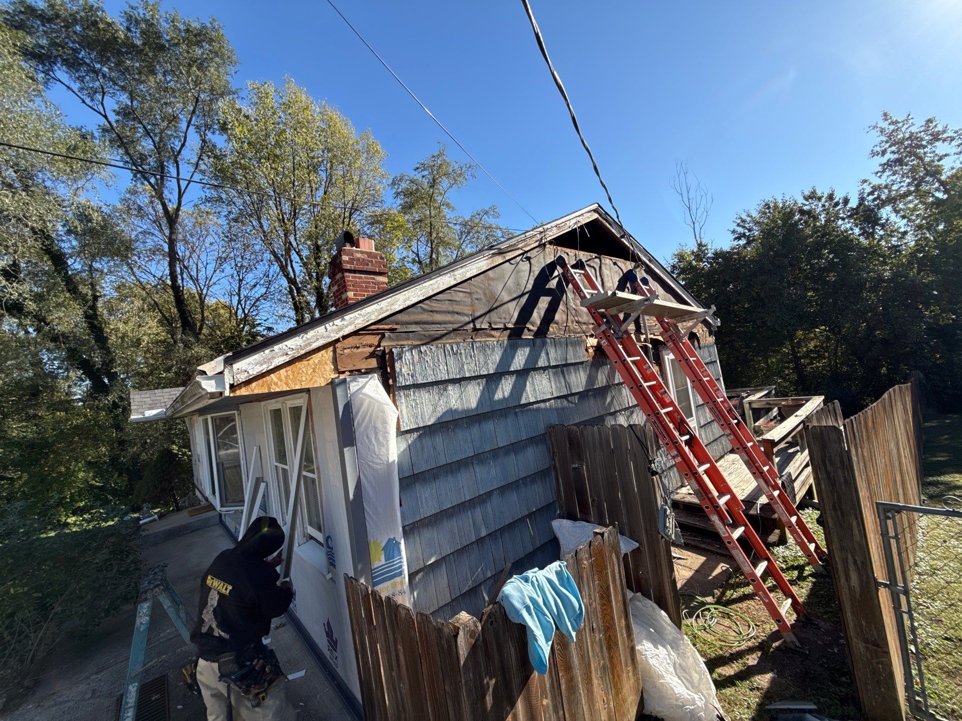 Feeling Blue in Weston Mo - Time for a Makeover by EEC Windows, Siding & Roofing