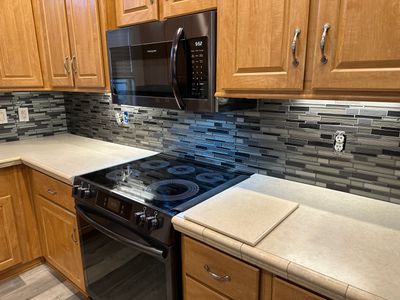 Backsplash using Tile