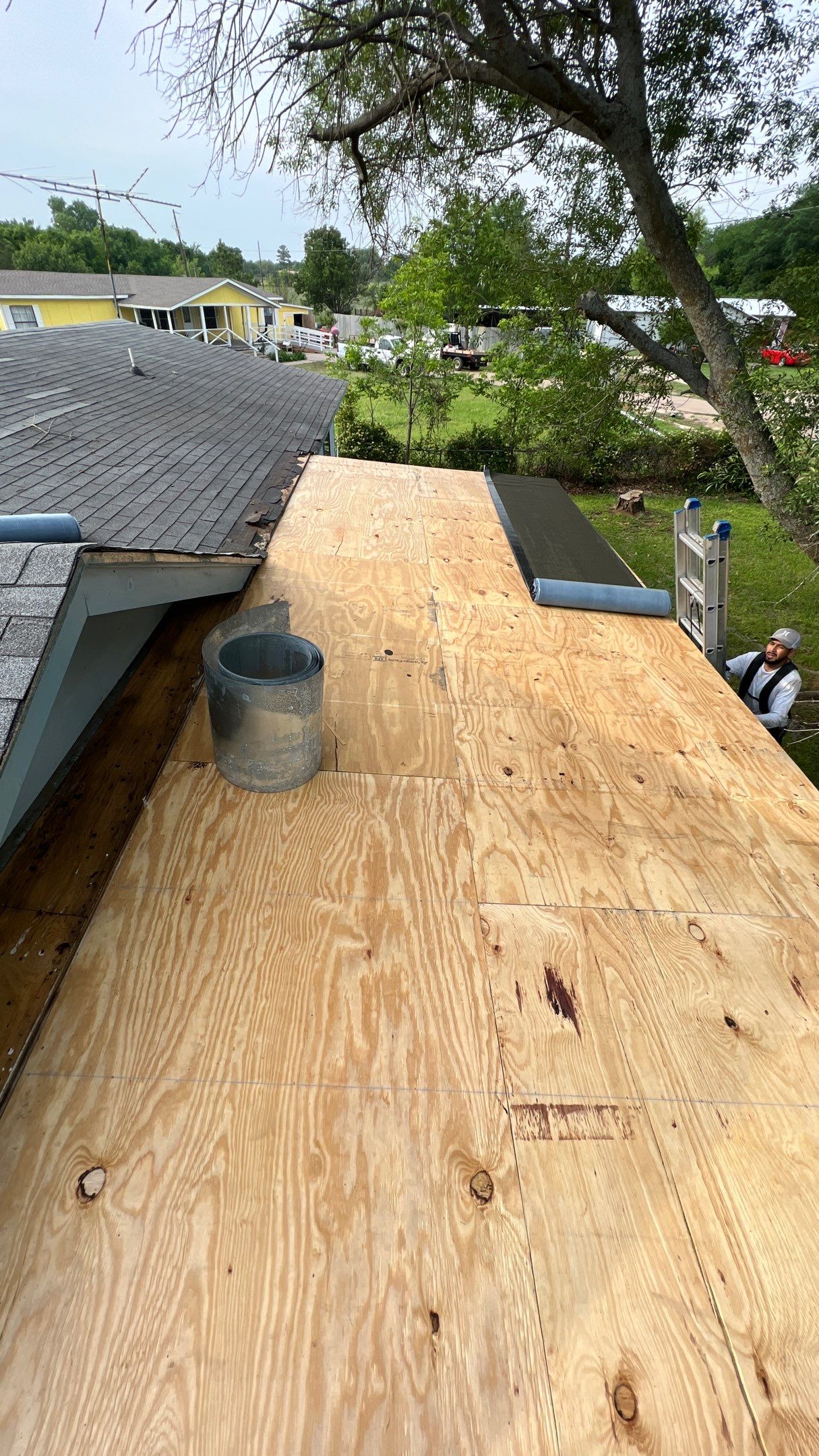 Residential Roofing Installation using Malarkey Vista AR by Harvey Roofing & Construction
