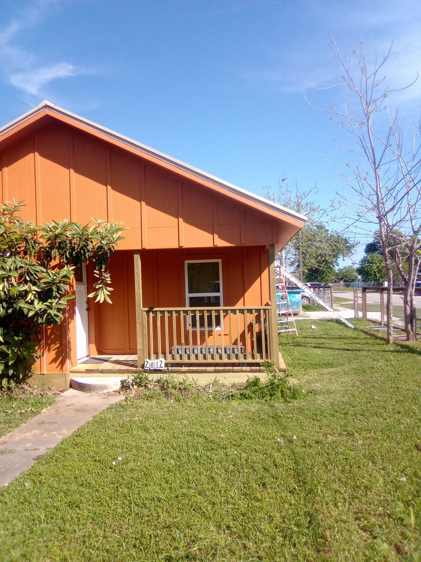 Vinyl to Hardie by Bayfront Roofing and Construction