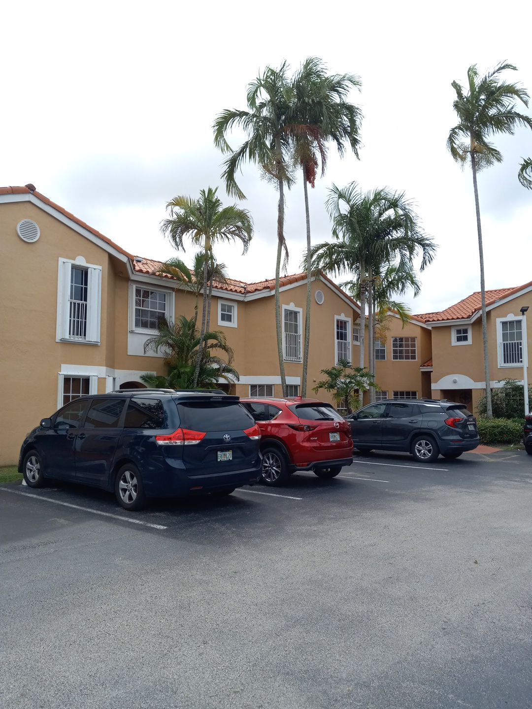 SIENNA VILLAS CONDO - BLDG 14245 by Souffront Construction & Engineering