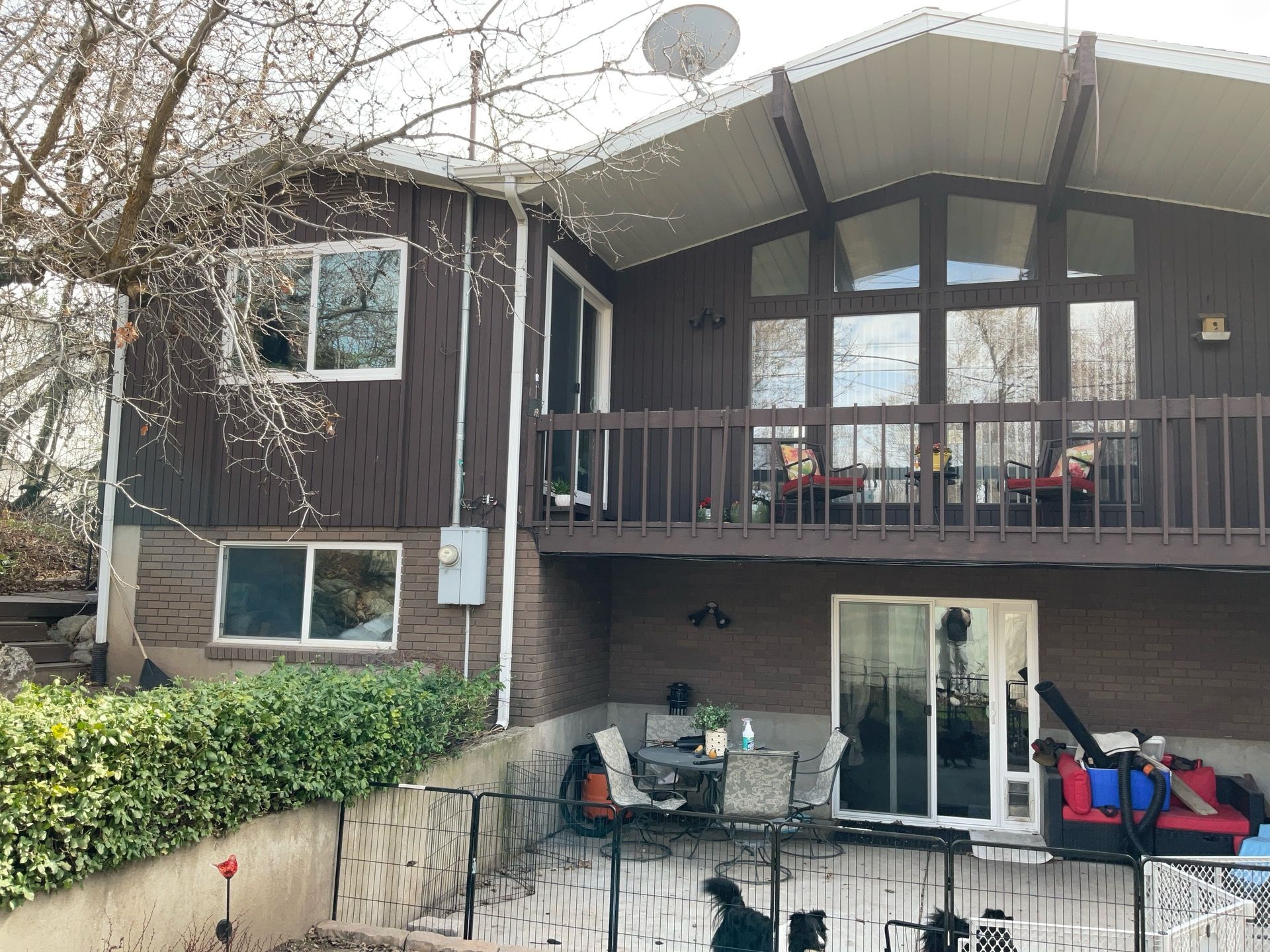 Fruit Heights | Hardie B&B & Shakes | Rich Espresso by Ideal Siding Utah