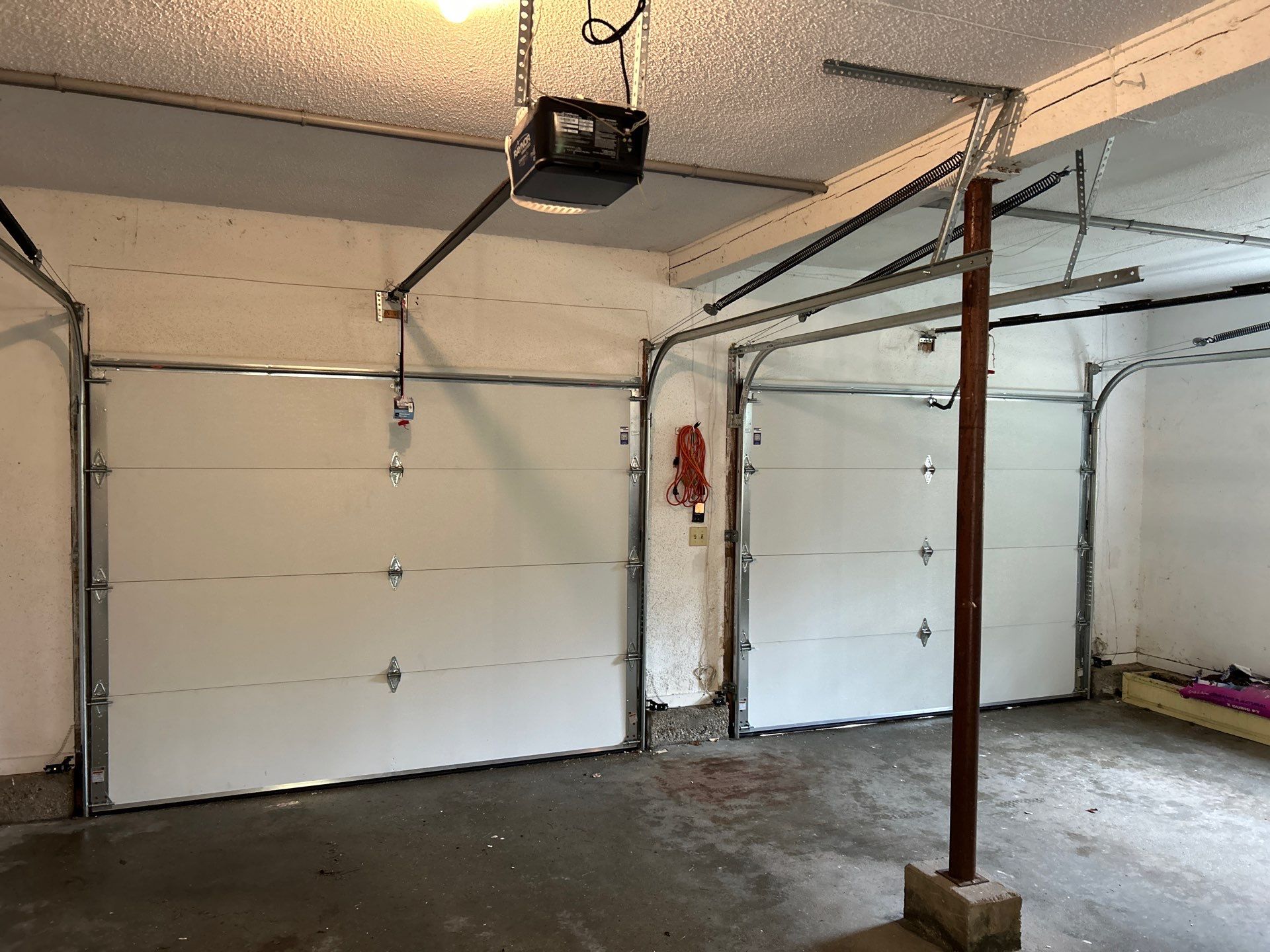 Door Installation using Raynor Encore Garage Door by Keene Door