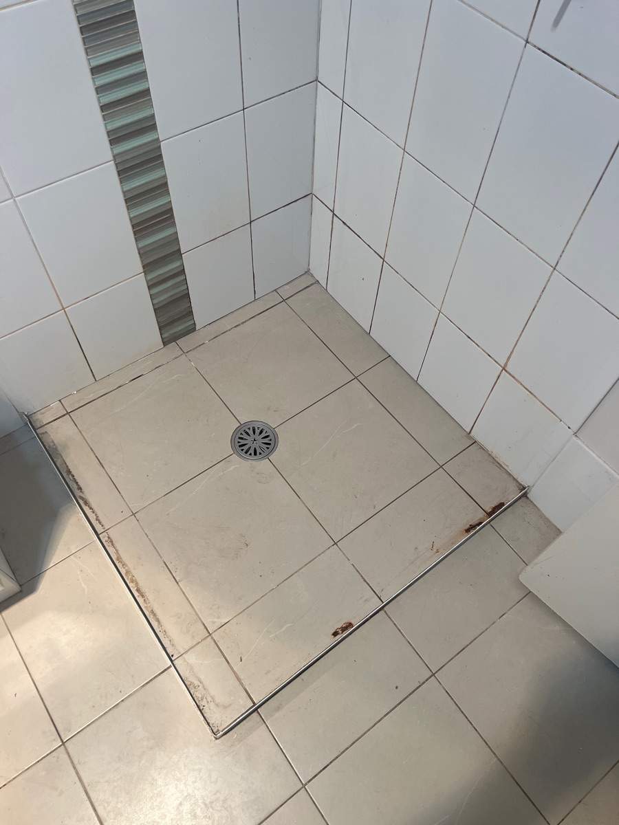 Re-seal & Re-grout by Re-seal Bathrooms