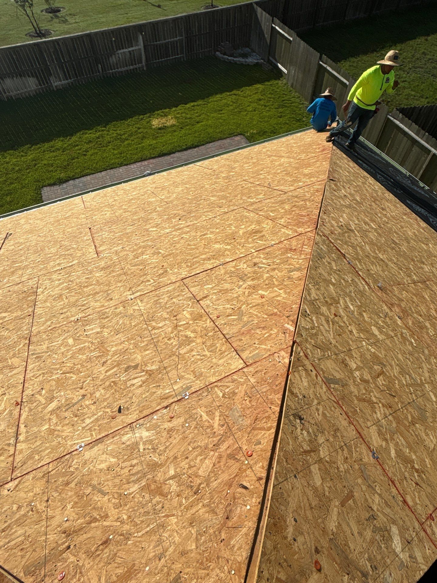 Residential Roofing Installation using Owen's Corning Duration (Lifetime) Shingles by Roof Repair Company