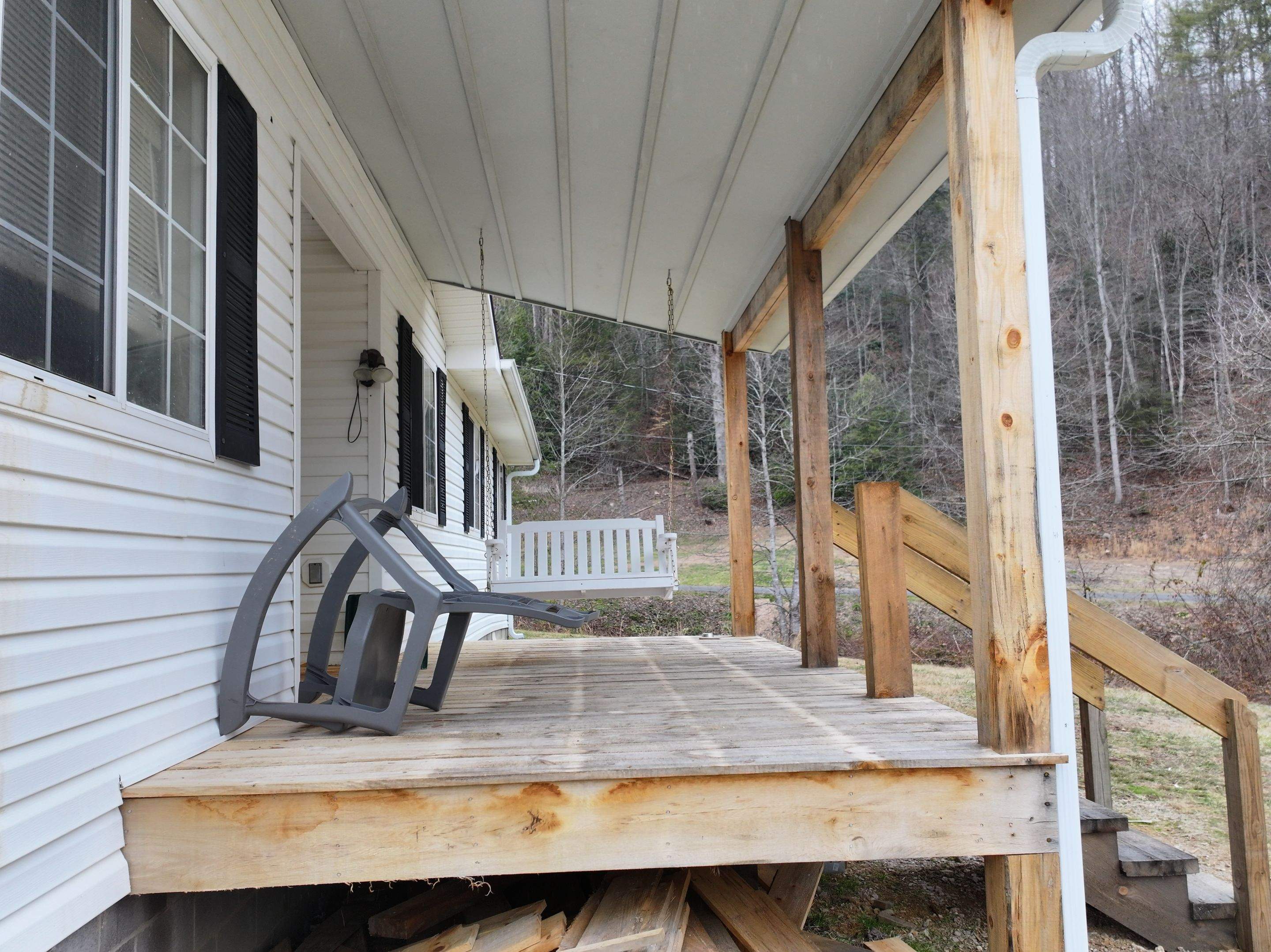 Evans Residence by Omnia Roofing