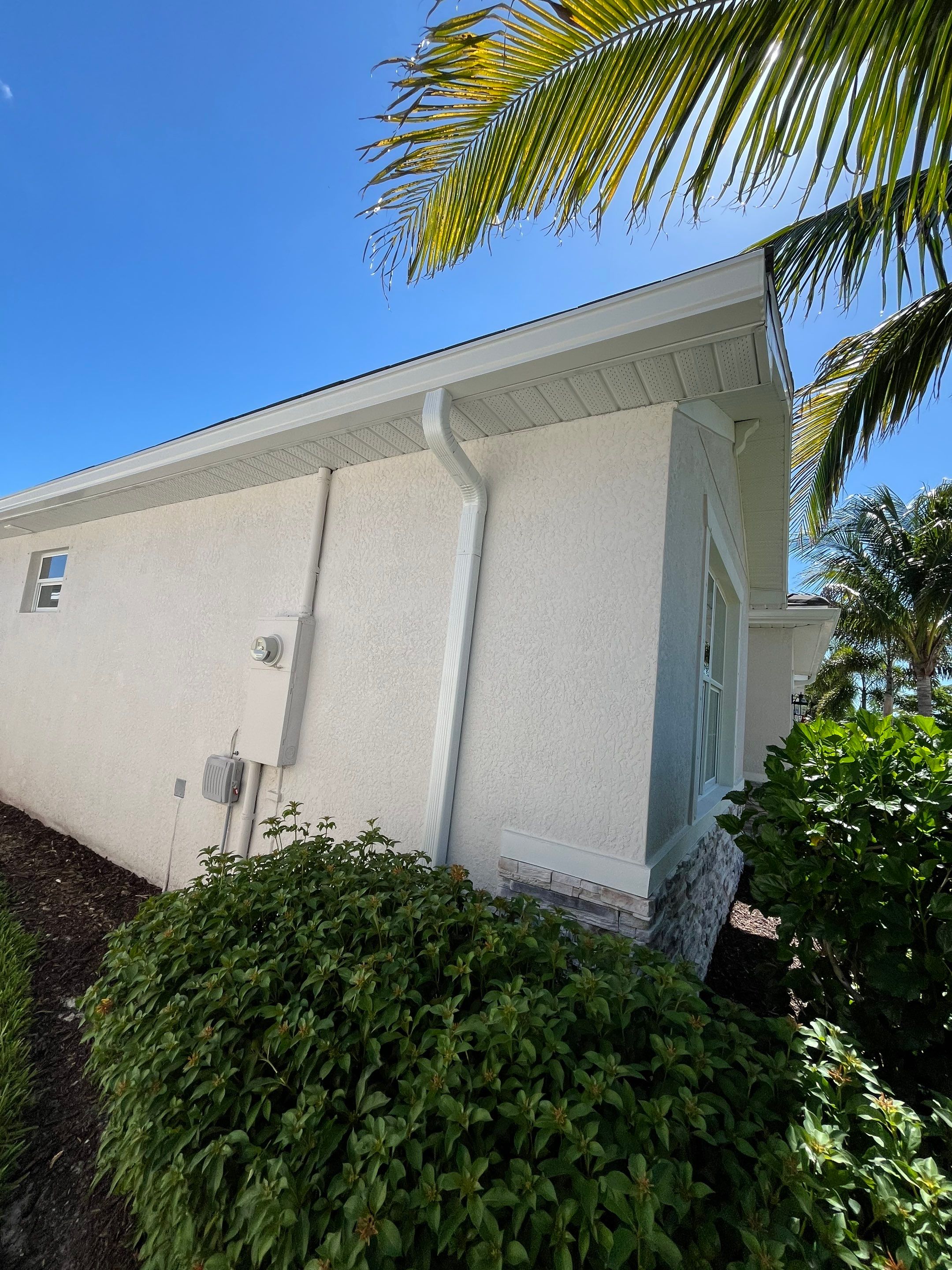 Seamless Gutter Repair and Tune-Up in Fort Myers FL by Gutter Professor by Gutter Professors