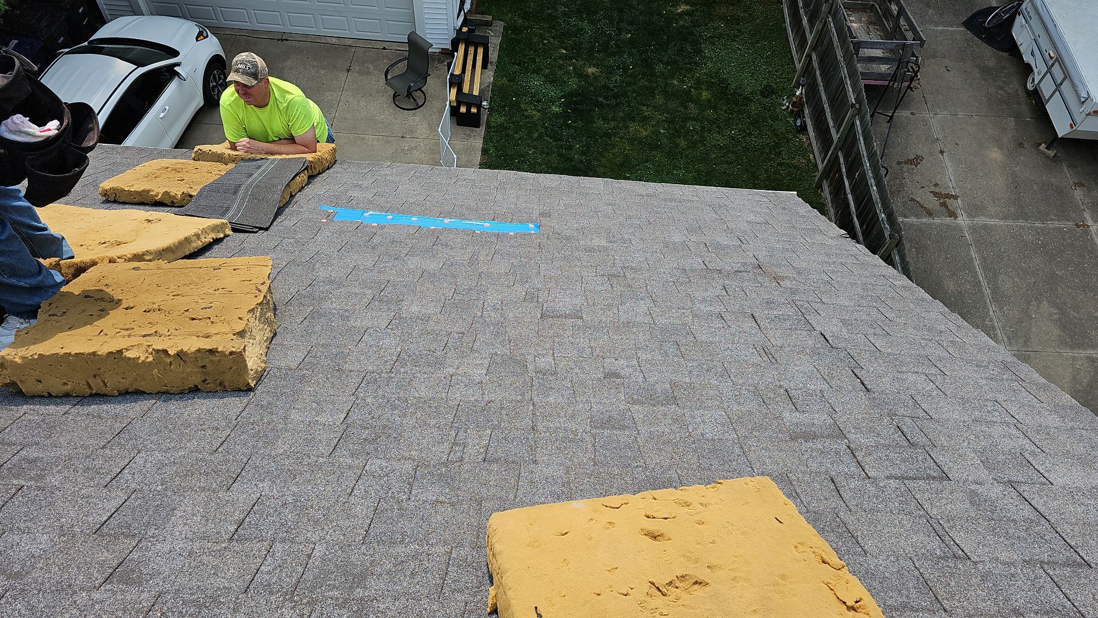 ATLAS PINNACLE COLOR: BLACK SHADOW by Eagle Eye Roofing