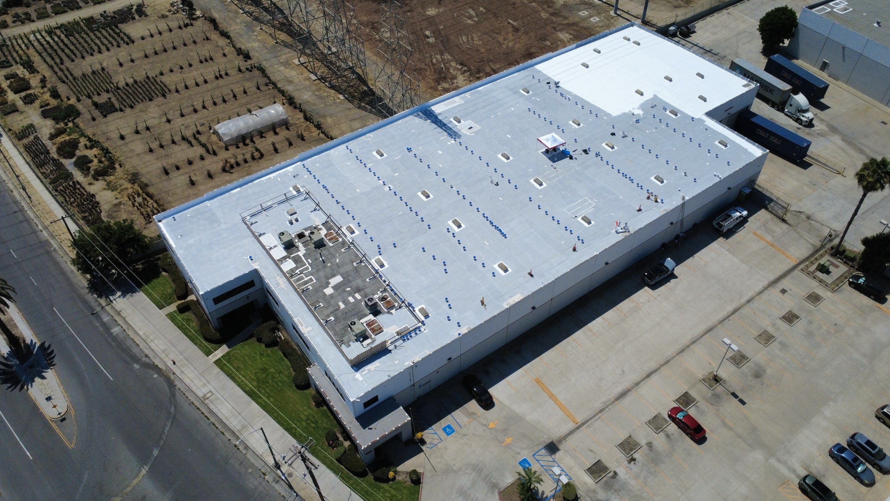 40,000 sqft Warehouse in Long Beach by Hull Brothers Roofing