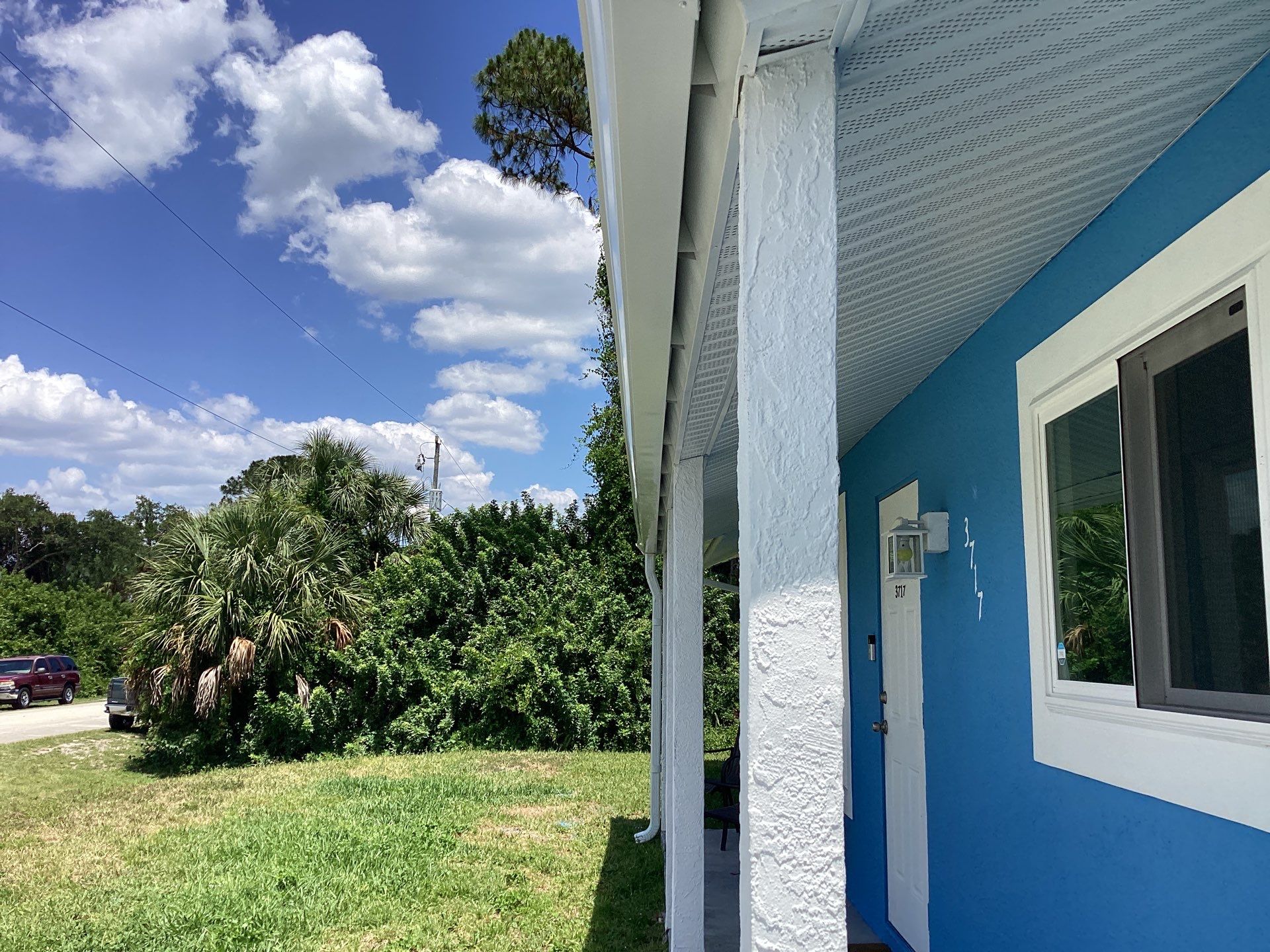 White K-Style Gutters in Fort Myers FL by Gutter Professor by Gutter Professors
