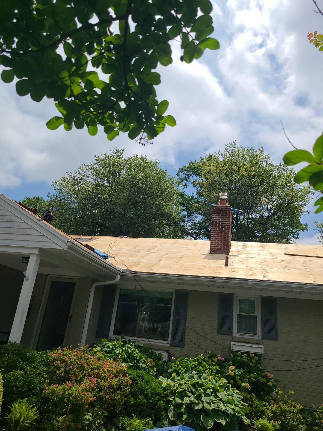 Arlington: CertainTeed Landmark Pro Designer Shingles in Max Def Pewter by RM Banning, Inc.