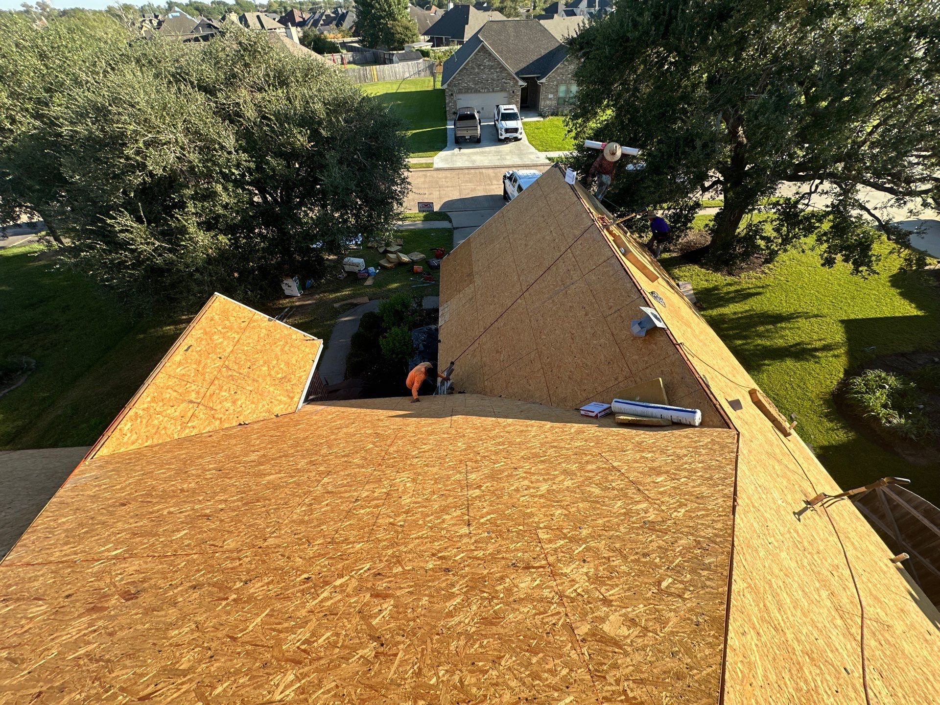 Gaf hdz charcoal by Motion Roofing