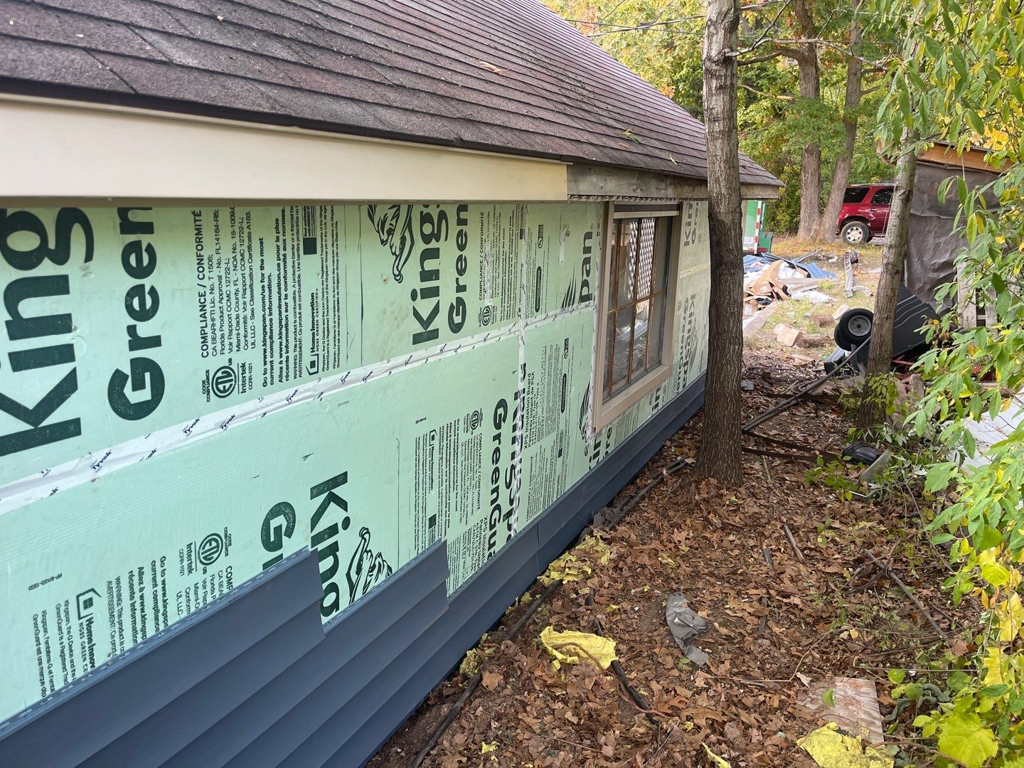 CertainTeed Monogram D5 Pacific Blue + Cedar Impression Shake Driftwood Blend & Pacific Blue + CertainTeed Board & Batten Pacific Blue by 180 Contractors