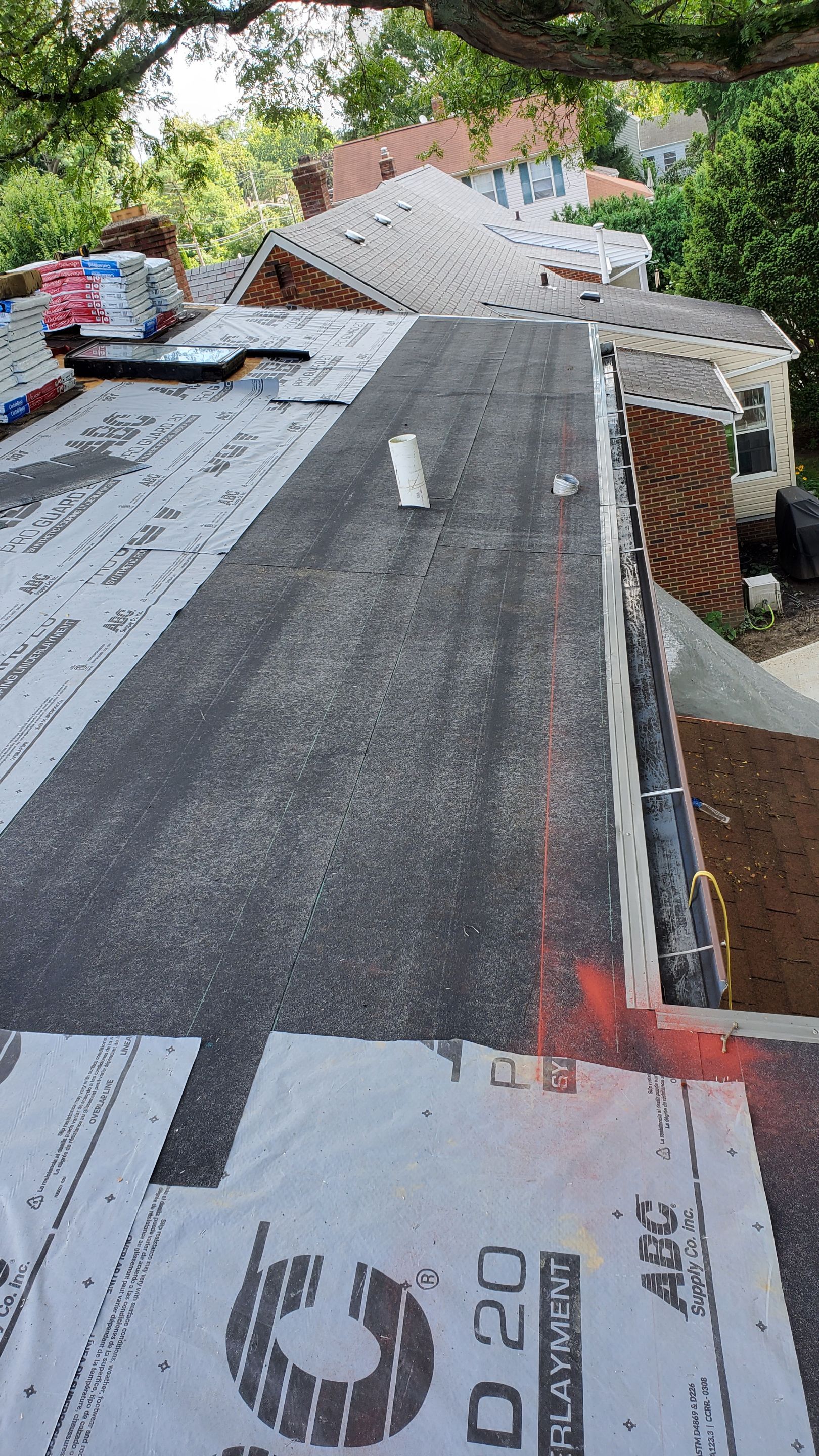 Residential Roofing Installation using Certainteed Belmont shingle by Absolute Roofing and Construction