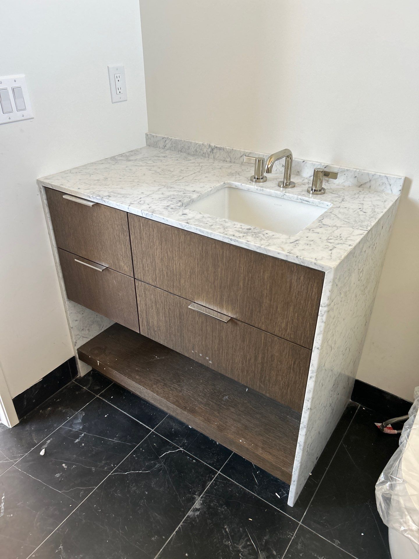 Denver Kitchen, Bath, Home Entertainment, and Closet Install by Concept 32, Inc.