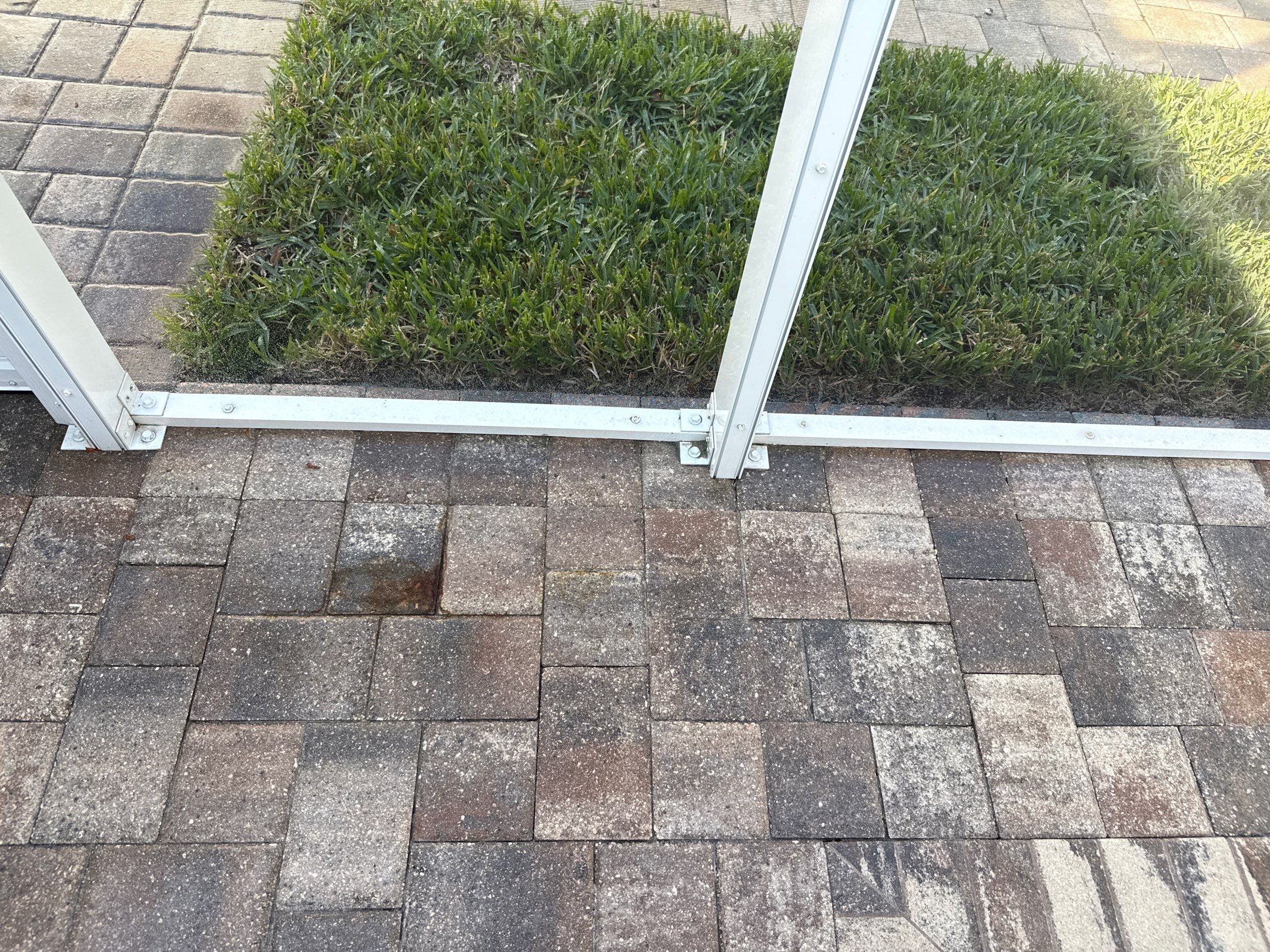 Paver Pool Deck Cleaning & Pool Cage Cleaning in River Point of Manatee – Bradenton, FL by Sunshine AquaWash