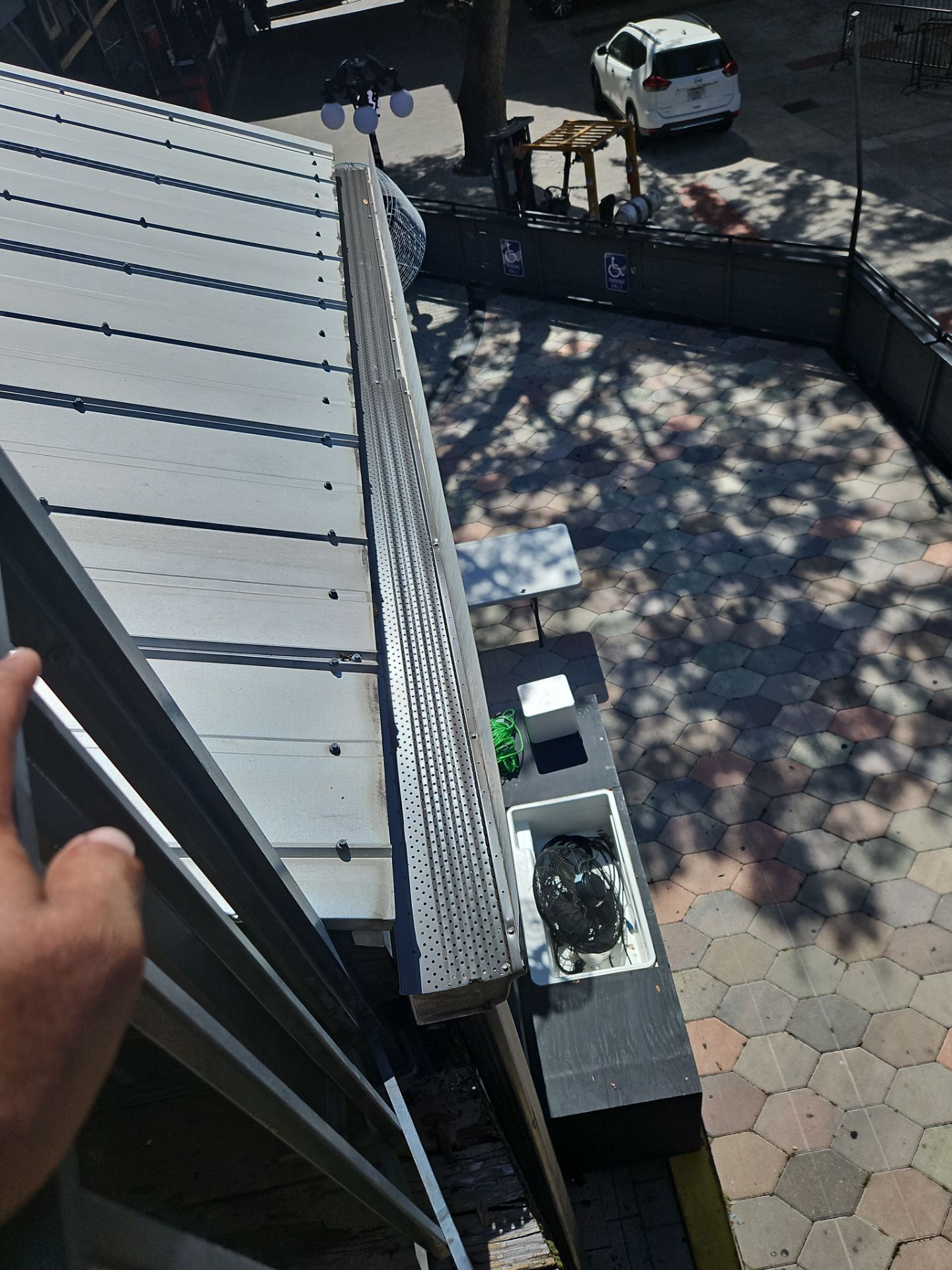 Gutter Clean and Gutter Guard Installation in Saint Petersburg FL by Gutter Professors