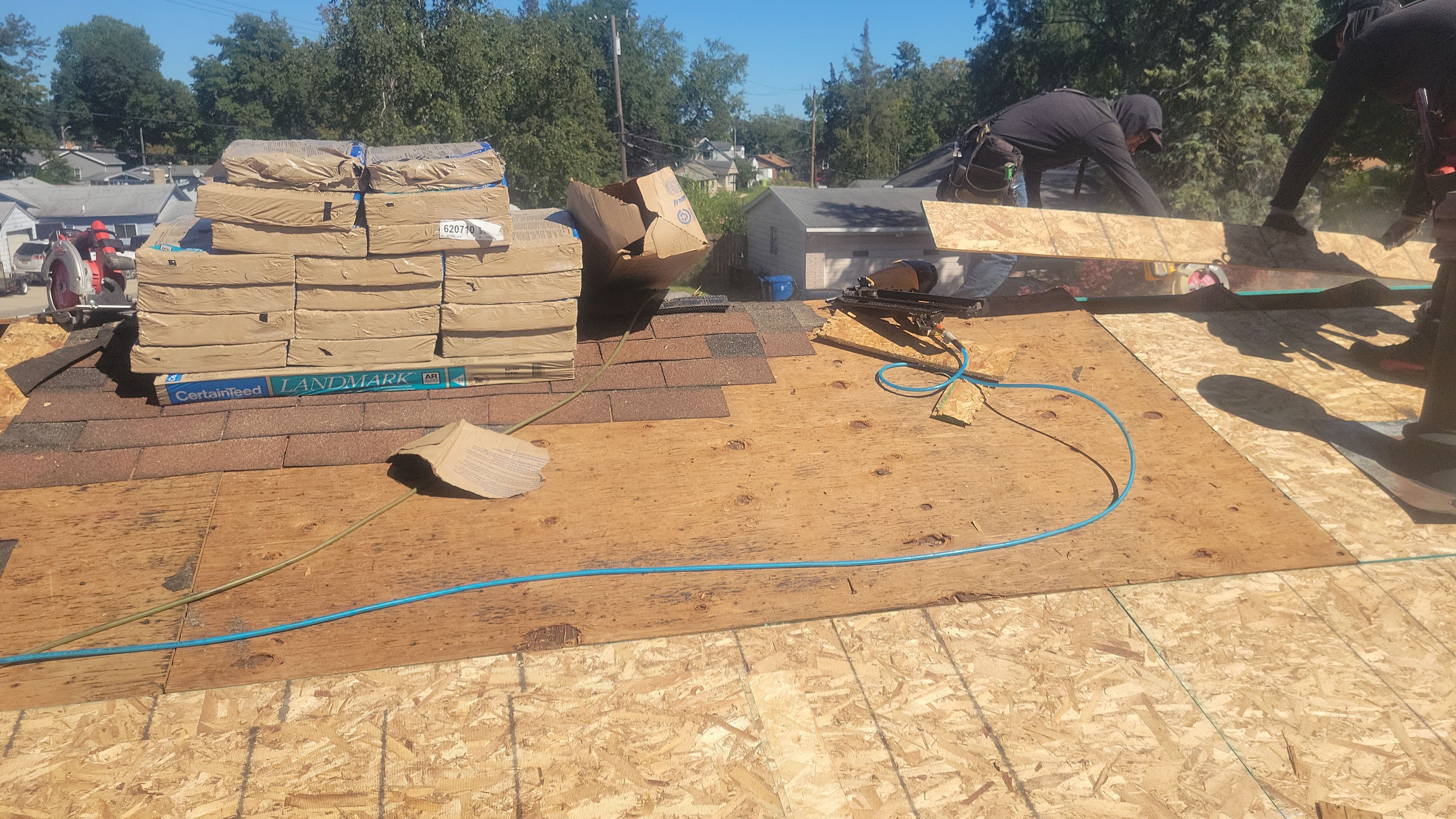 Roof Replacement using CertainTeed Landmark by 180 Contractors