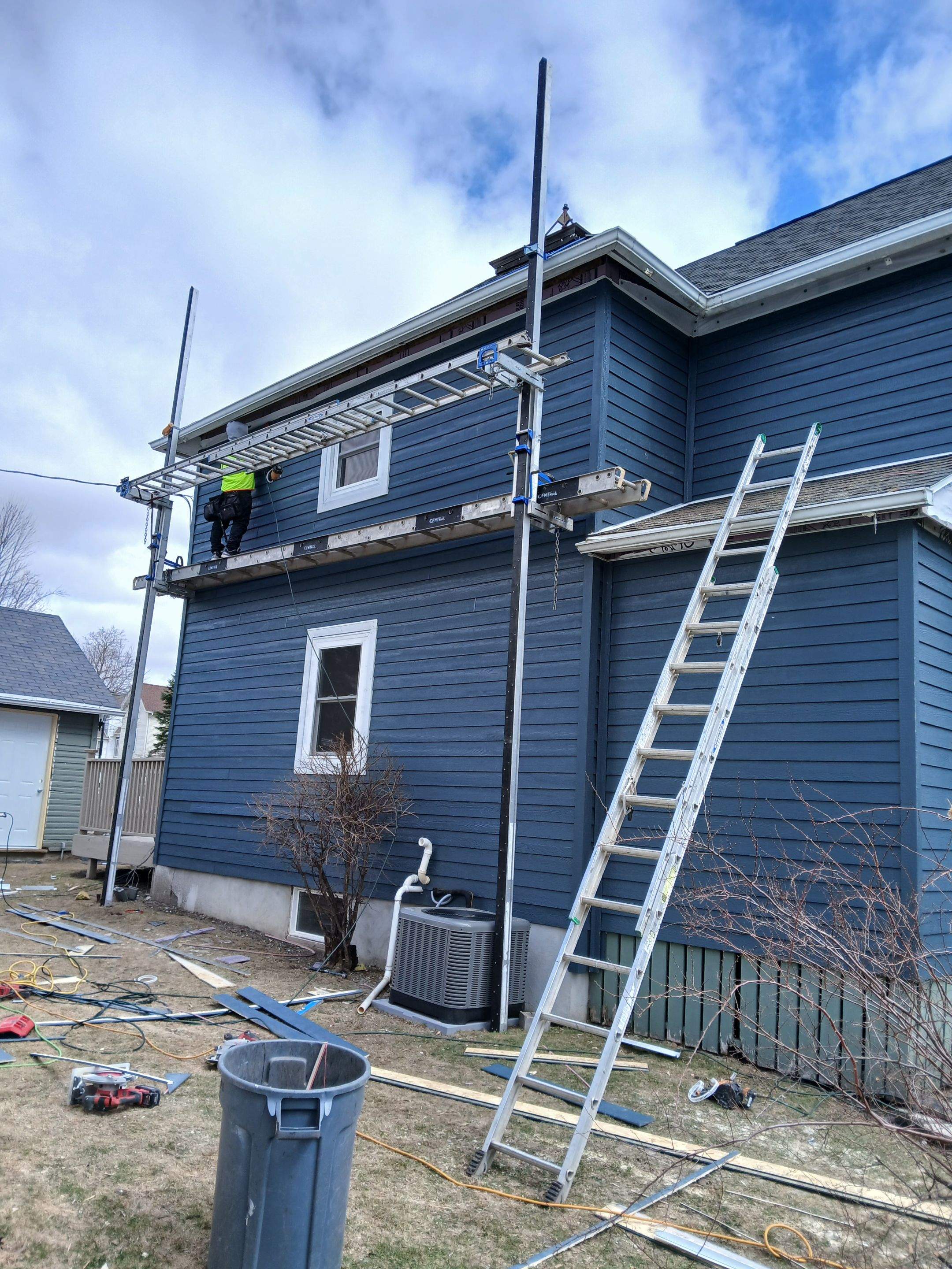 TAMMY'S DREAM HOME FIX UP!  by Gellings Roofing & Siding