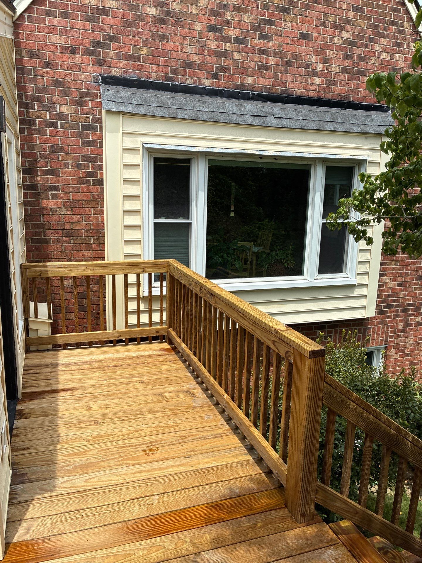 Deck using Wood Sealant by DuraSeal
