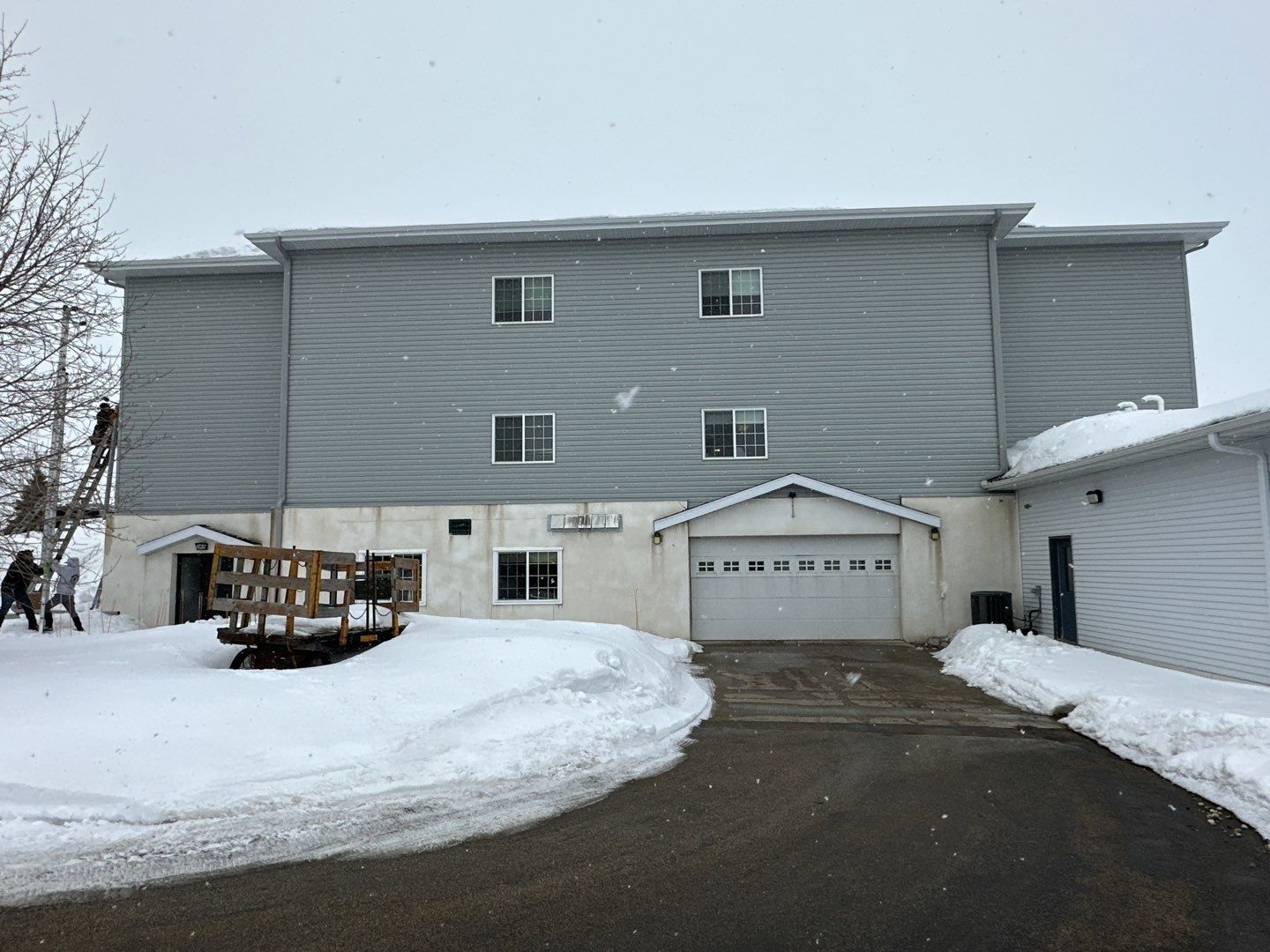 630' of White 5" Gutter in Morris by Next Level Seamless Gutters / Exteriors Inc.