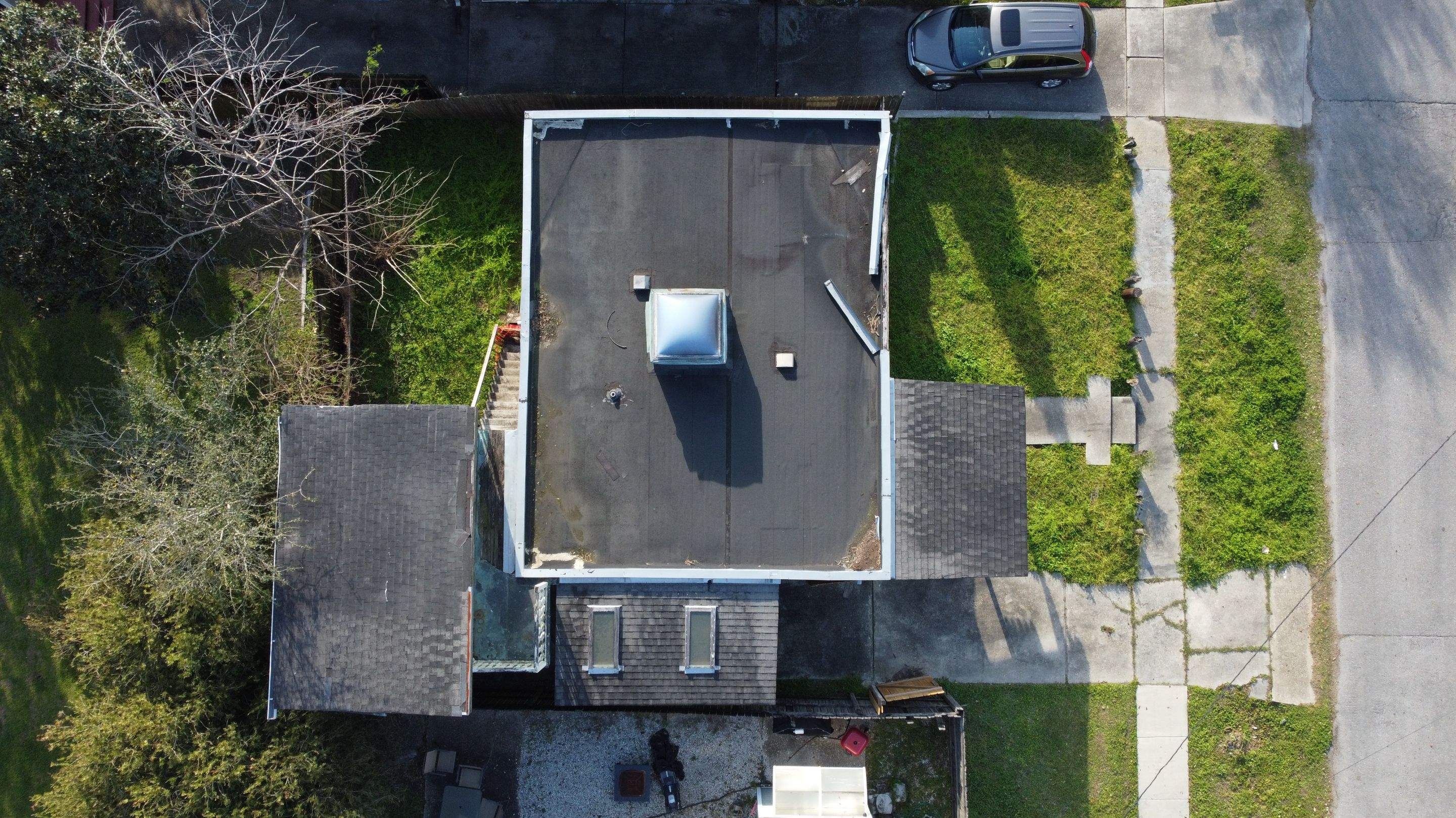Roof Replacement in New Orleans by HDS Contractors