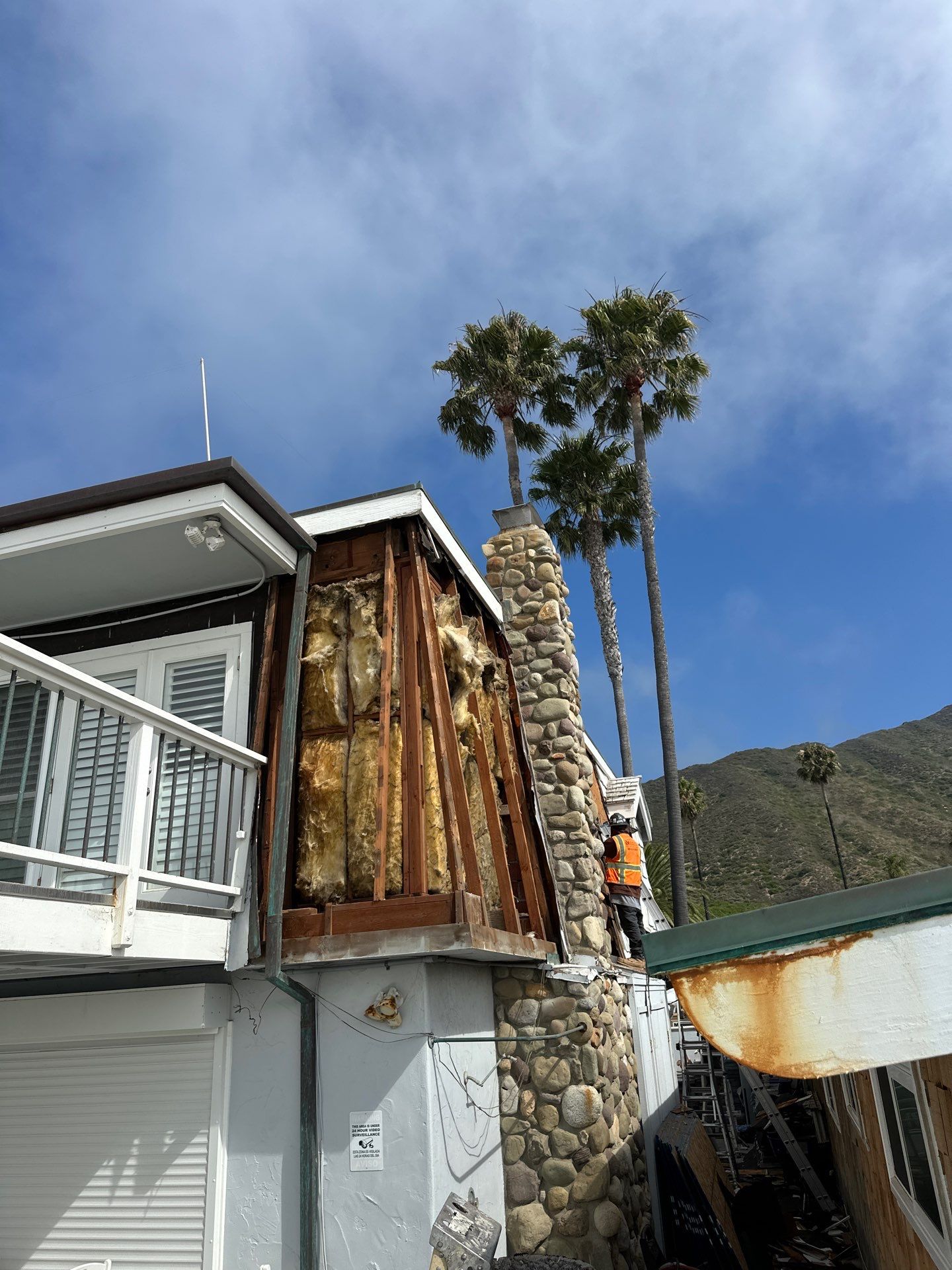 Pre-finish shingles by New Era Siding Inc 