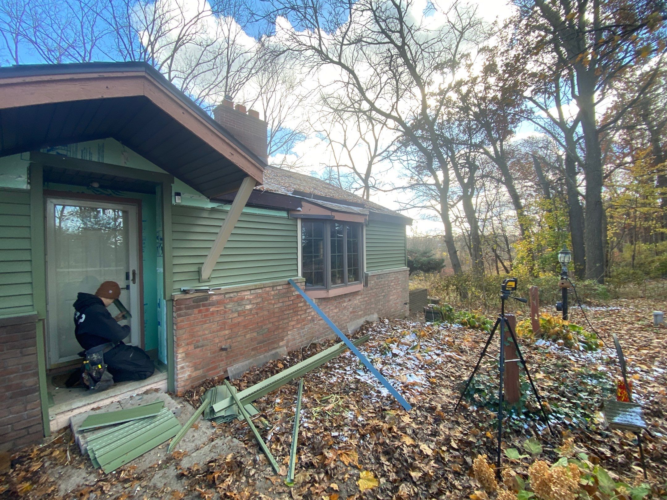 Siding Replacement using CertainTeed Restoration Classis D4 by 180 Contractors