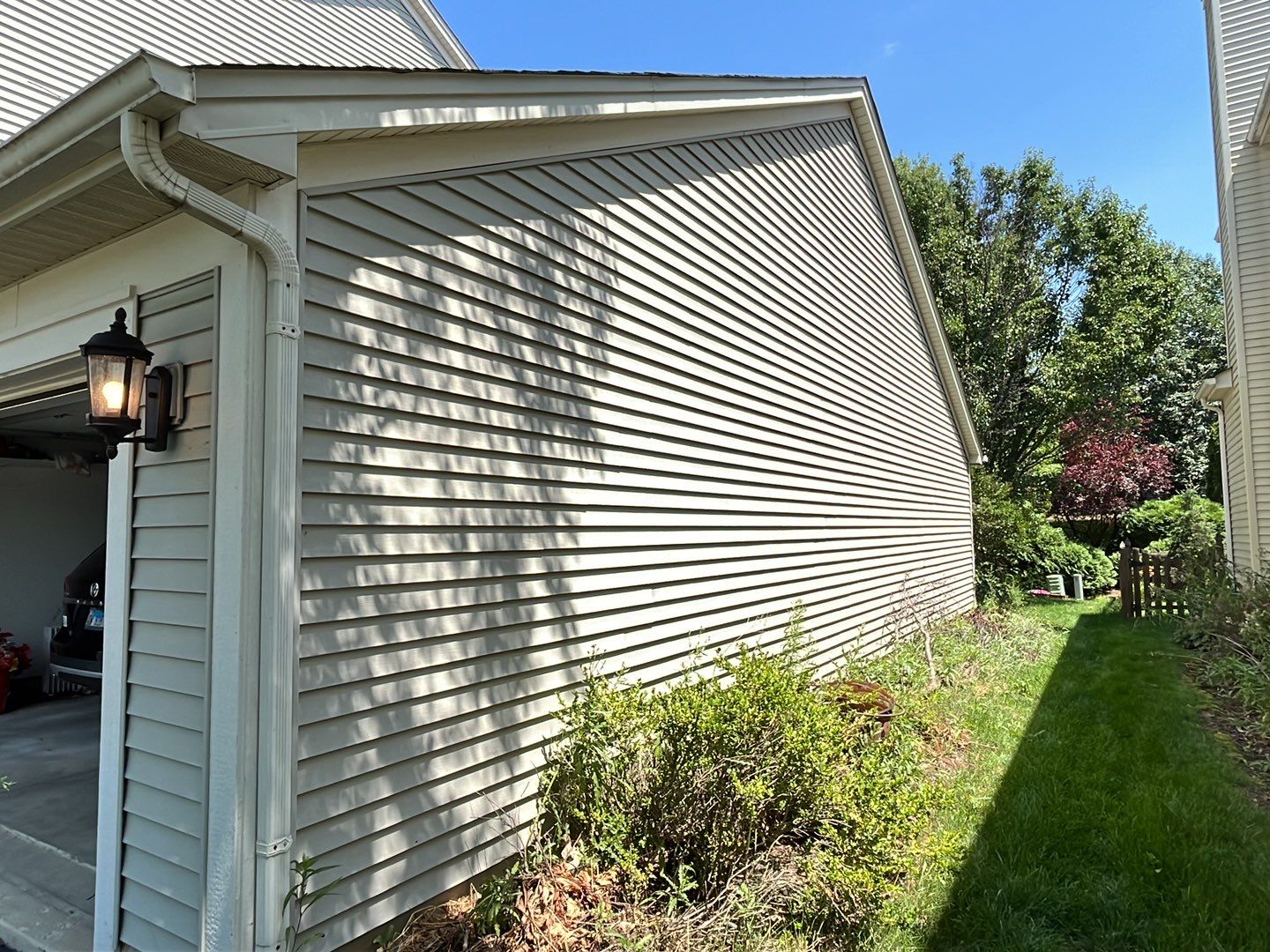 Roof/Siding Damage by G2