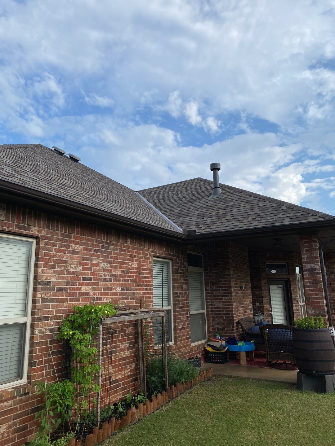 Owens Corning - Driftwood by Frontline Roofing and Construction