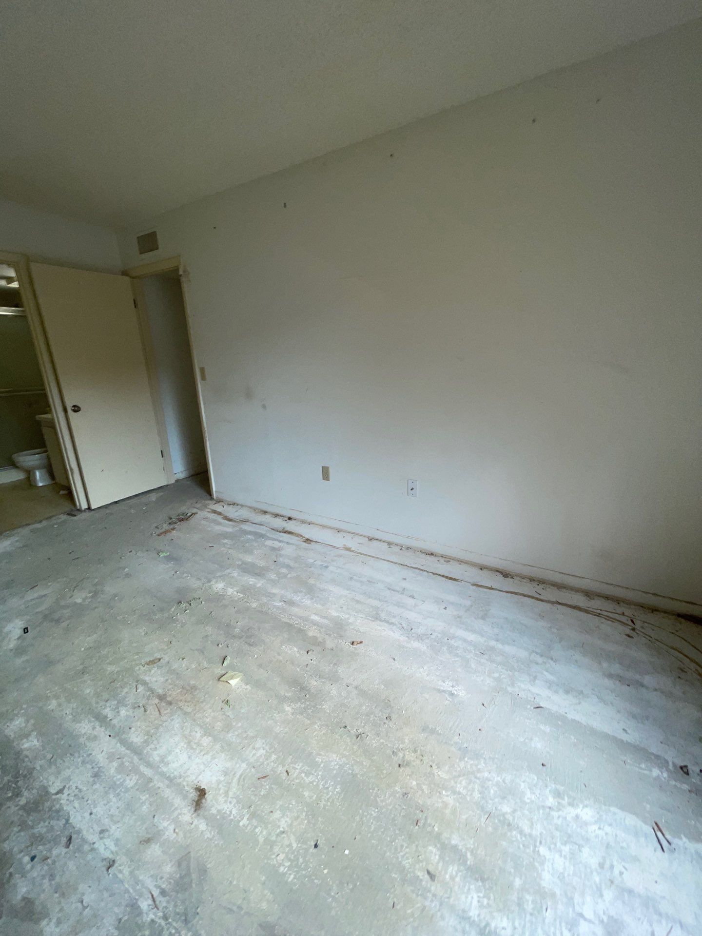 Horder house with Mold and Bacterial Contamination Issues  by Bay Coast Restoration 