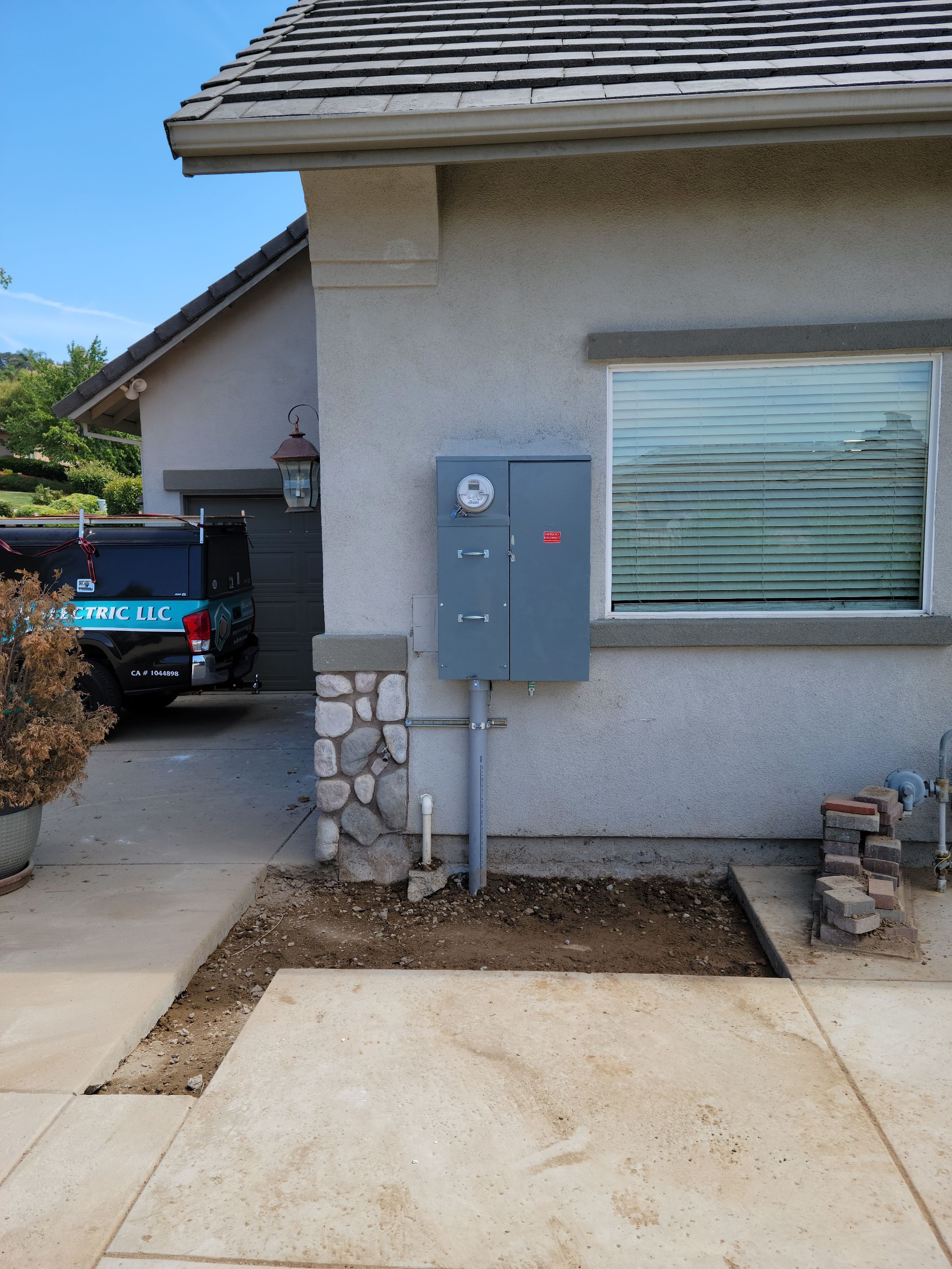 400a meter/main upgrade for Solar/EV's by Peach Electric Inc