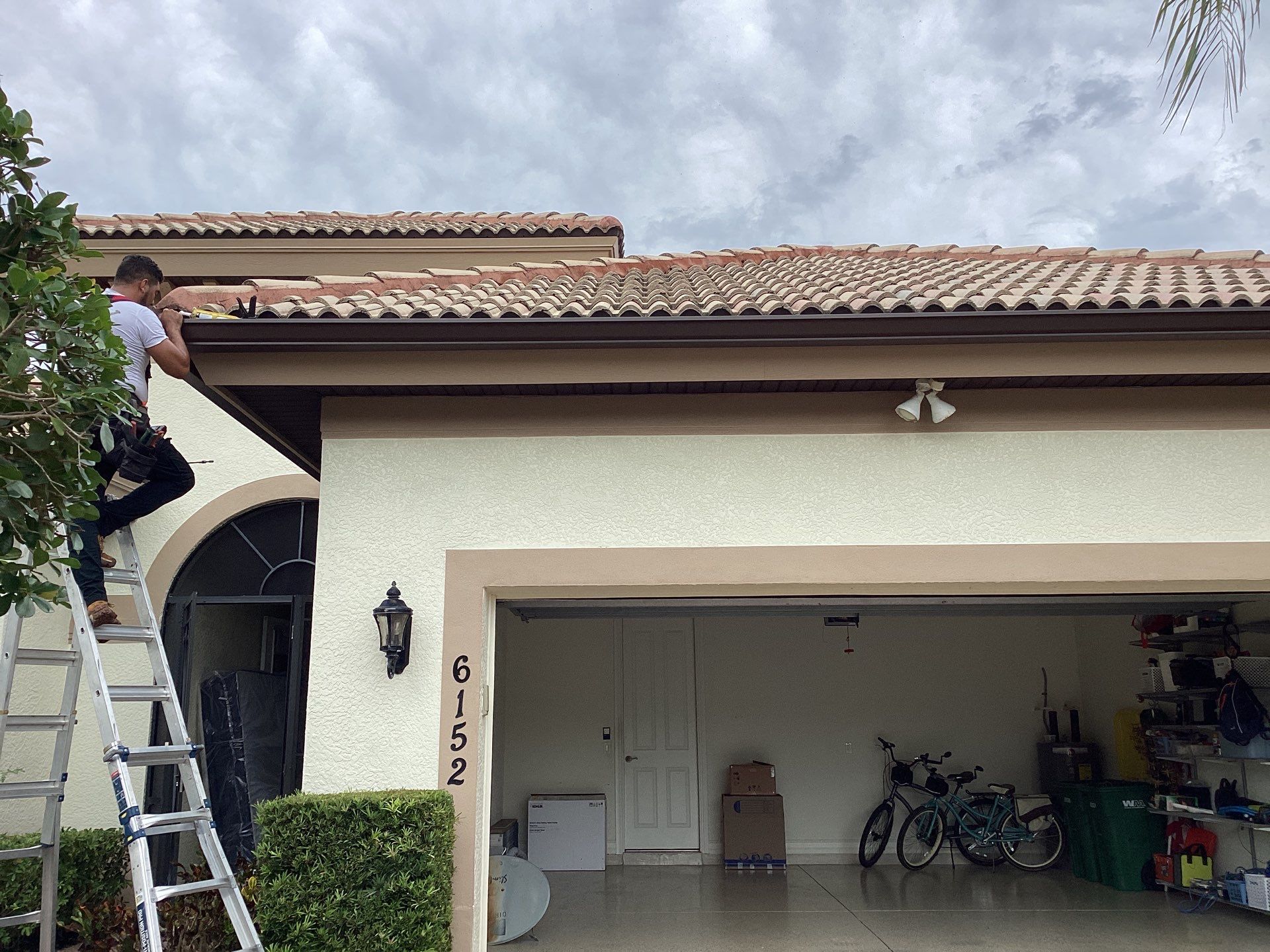 Gutter Inspection and Repair in Naples FL by Gutter Professors